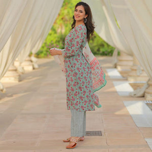 green-partywear-printed-with-gotti-patta-cotton-kurti-pant-set-141843