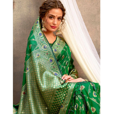 green-partywear-woven-with-zaalar-hand-stone-work-banarasi-silk-saree-111931