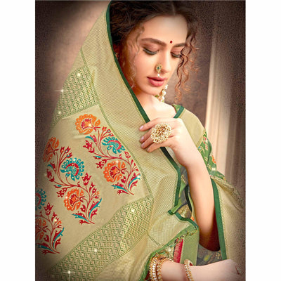 green-partywear-woven-with-zaalar-hand-stone-work-banarasi-silk-saree-111928