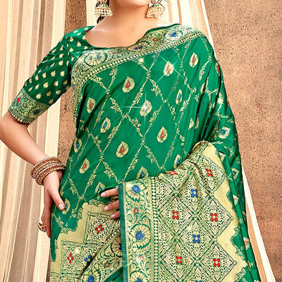 green-partywear-woven-with-zaalar-hand-stone-work-banarasi-silk-saree-111931