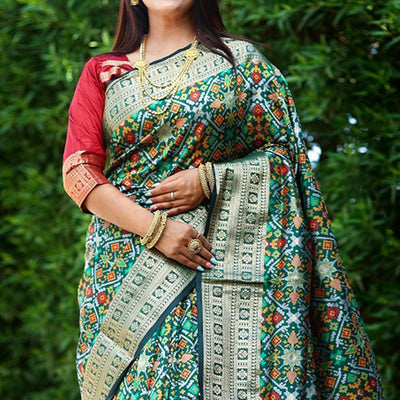 green-patola-printed-art-silk-saree-1