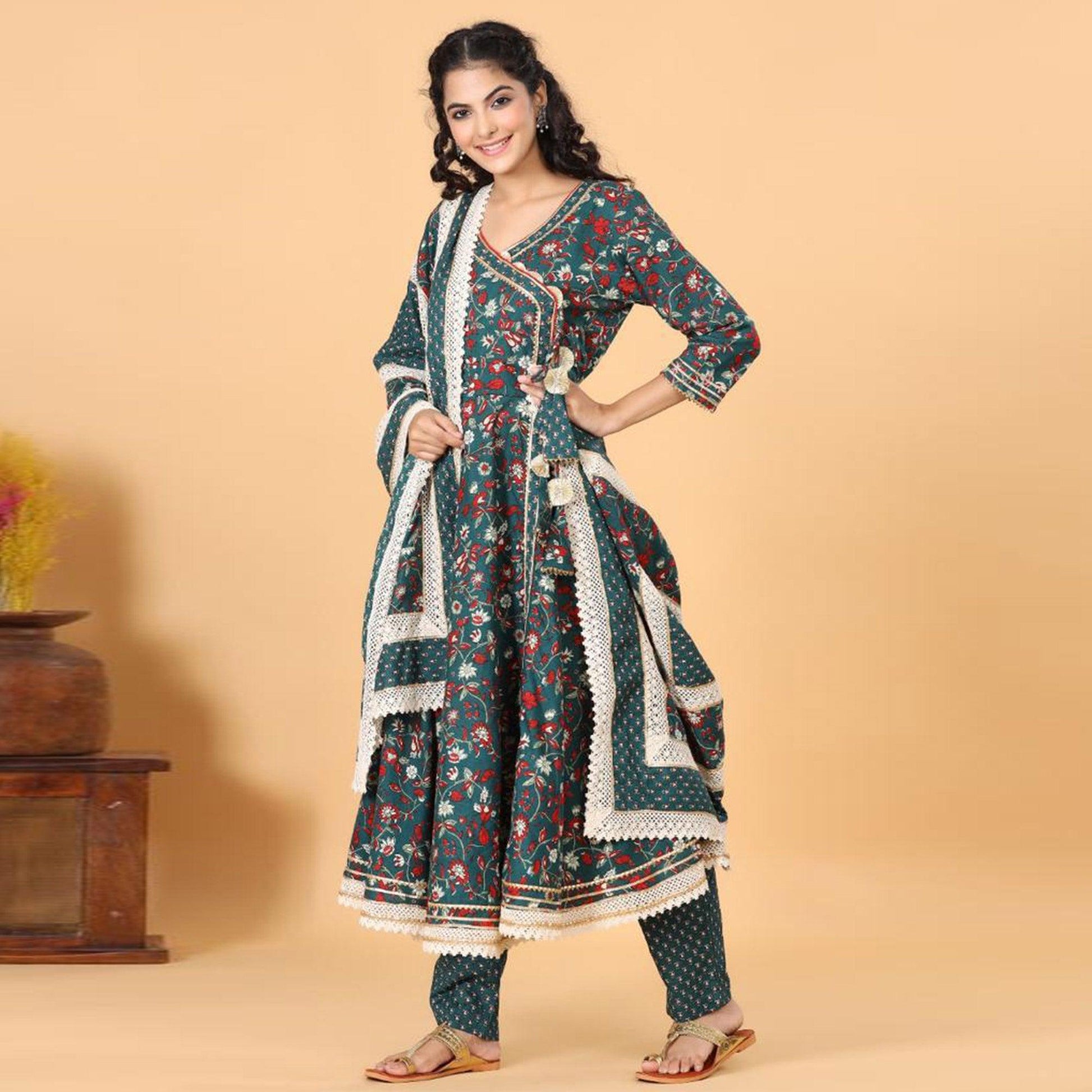 green-patywear-floral-printed-with-gotta-patti-cotton-anarkali-suit-126433