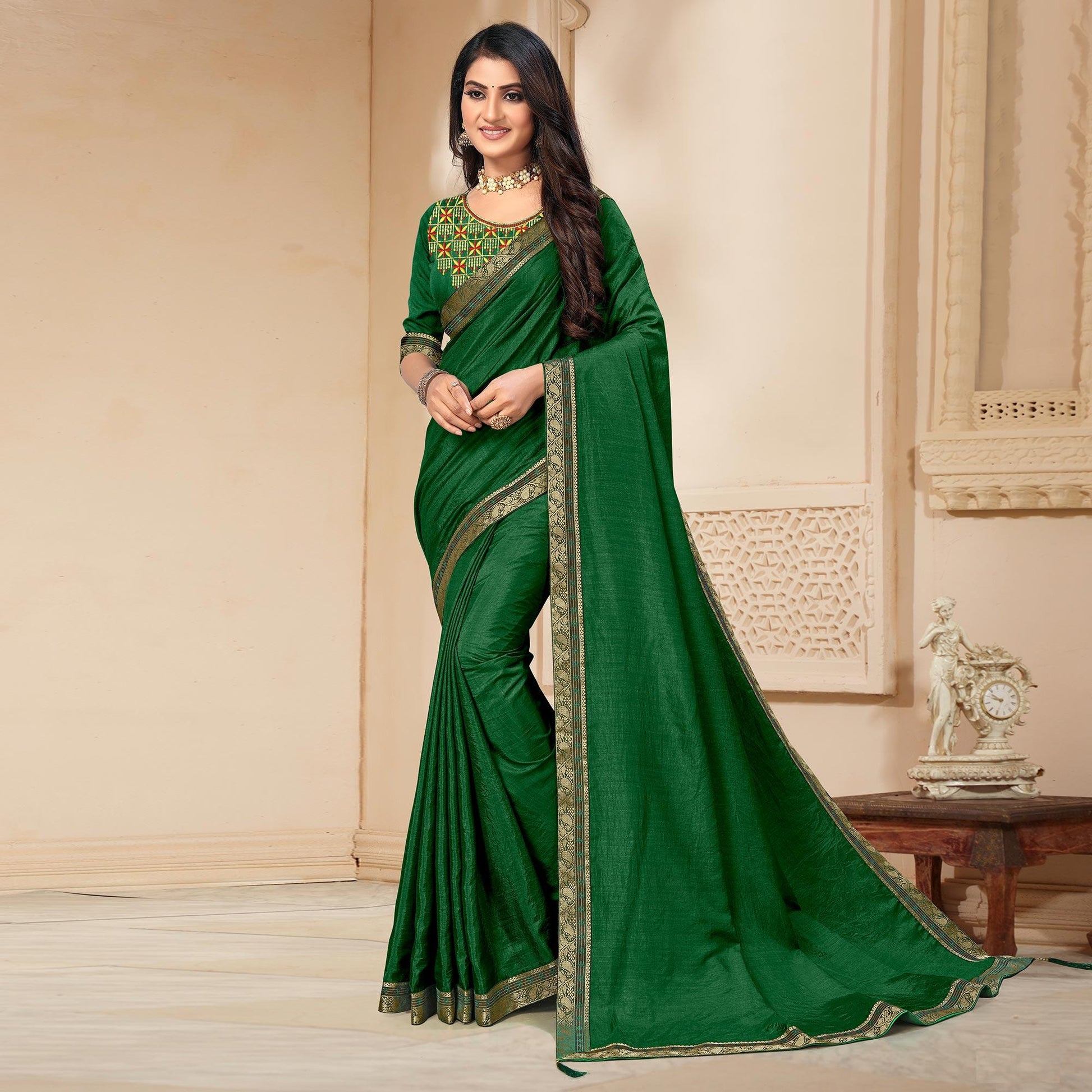 green-solid-vichitra-silk-saree-3