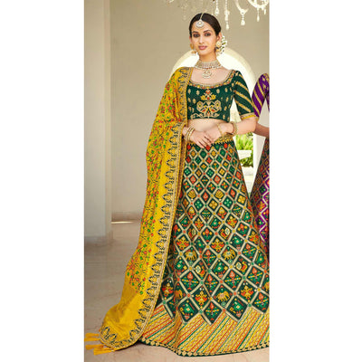 green-wedding-wear-heavy-embroidered-banarasi-silk-lehenga-choli-110488