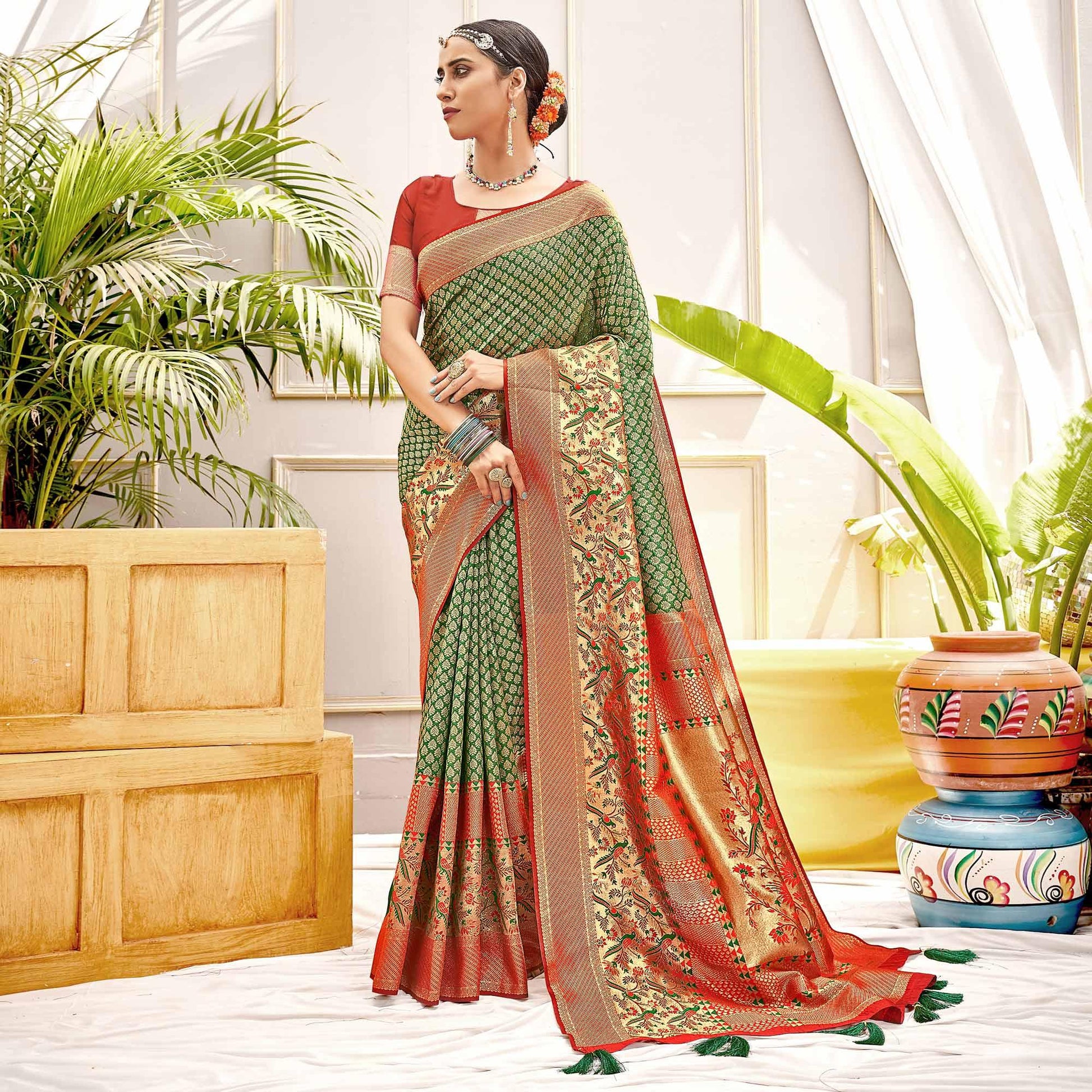 green-woven-art-silk-saree-144494