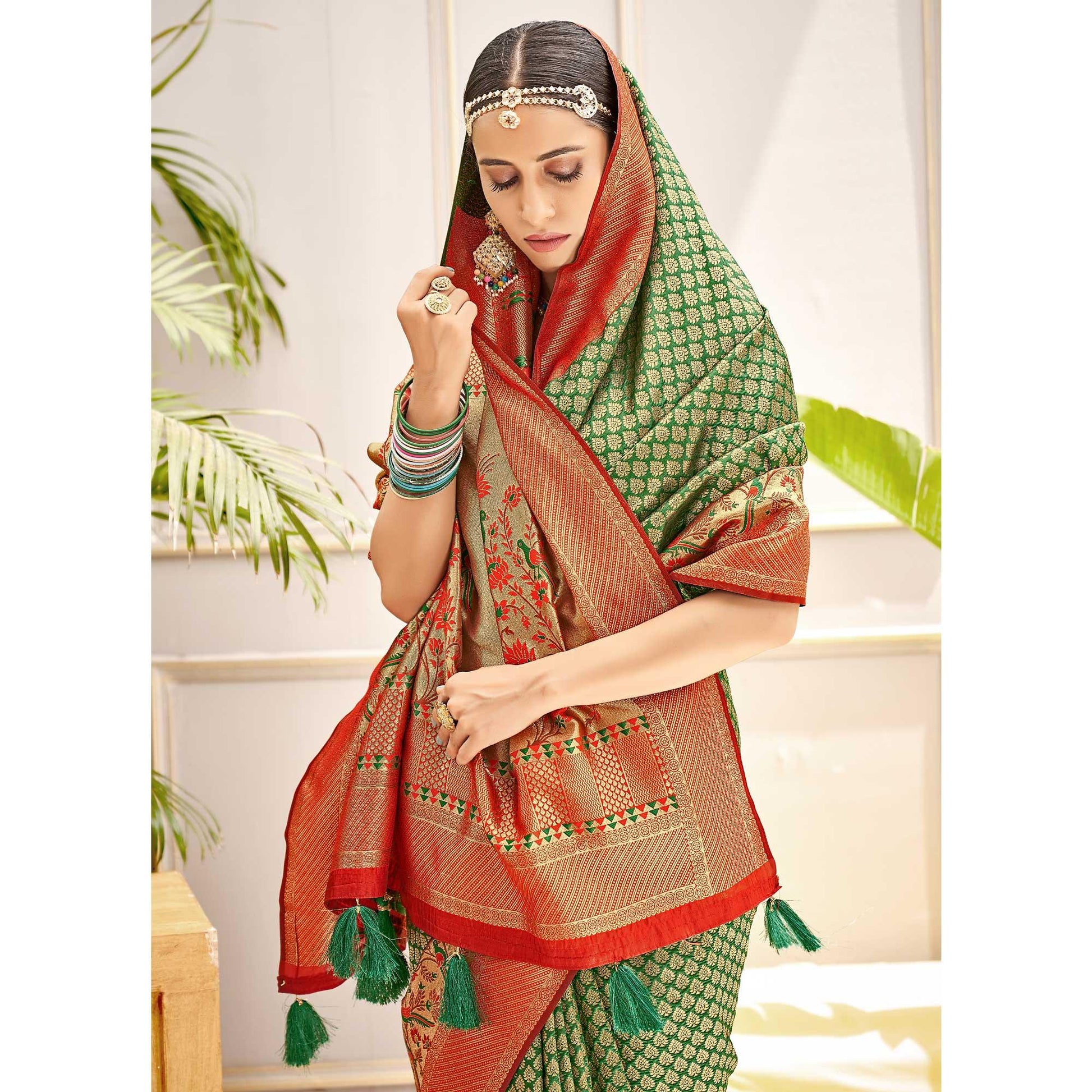 green-woven-art-silk-saree-144494