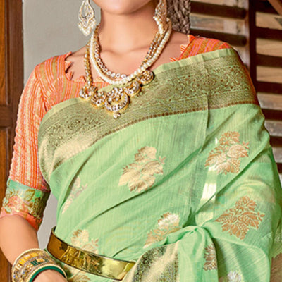 green-woven-art-silk-saree-4