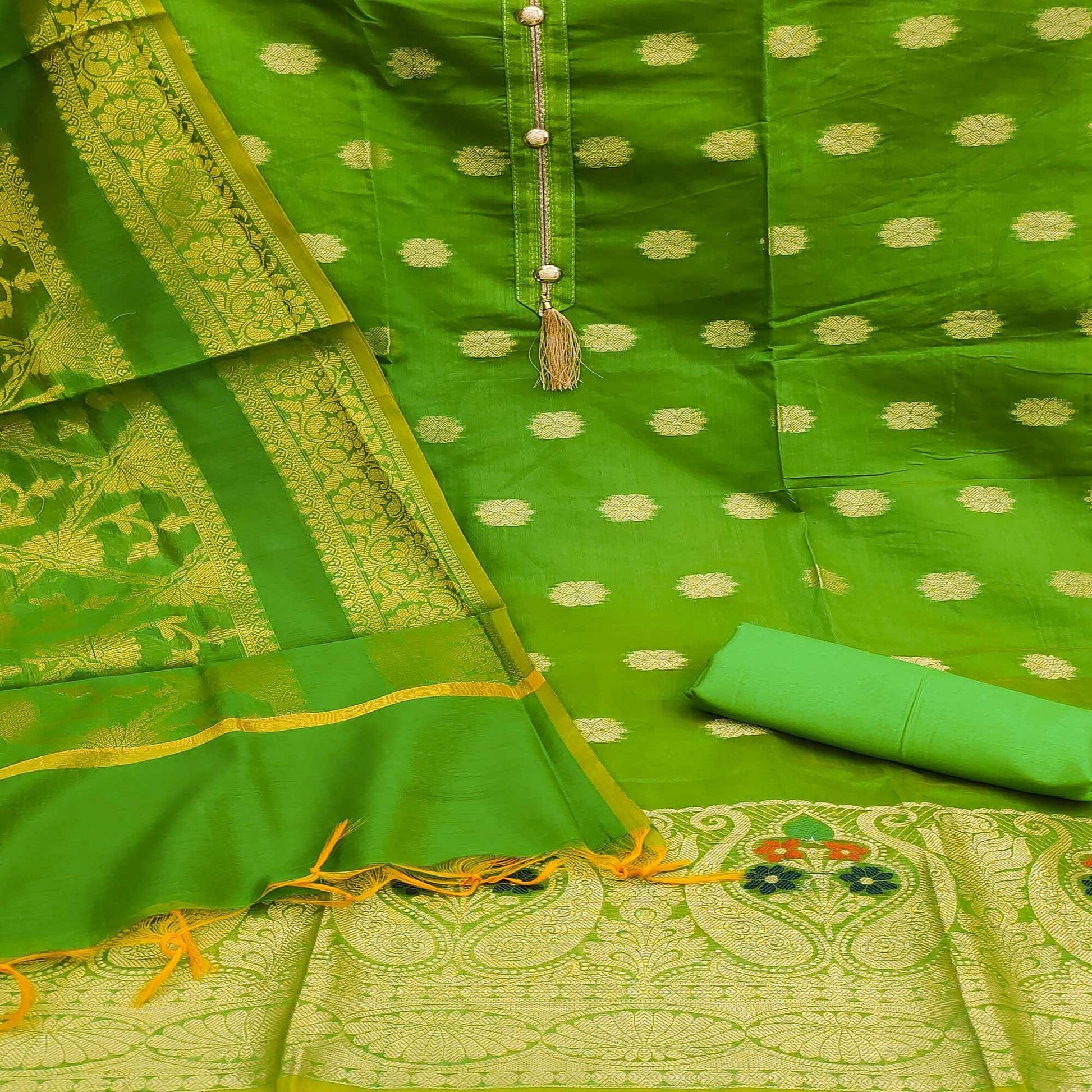 green-woven-banarasi-dress-material-144050