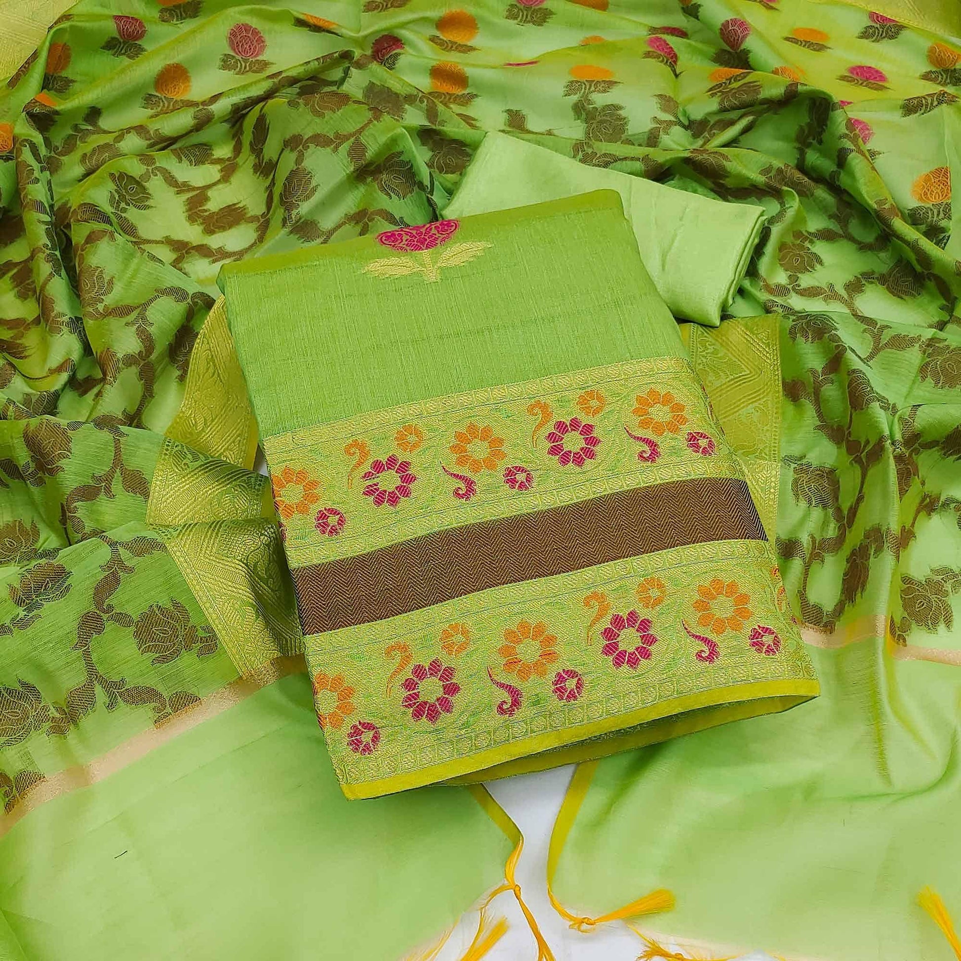 green-woven-banarasi-jacqaurd-dress-material-144046