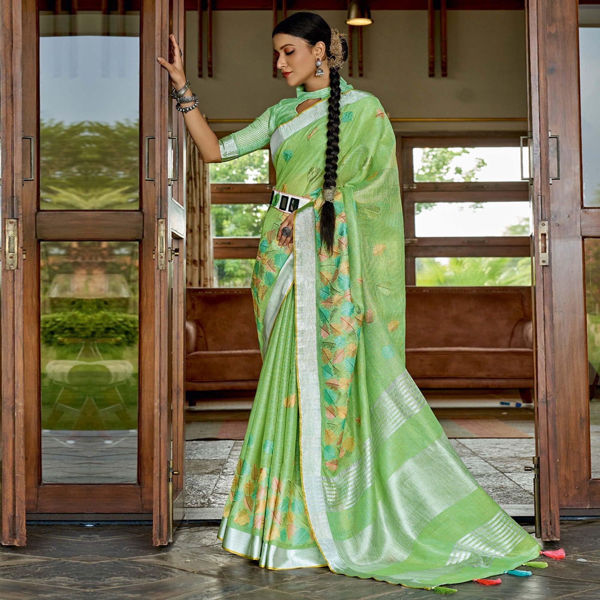 green-woven-linen-saree