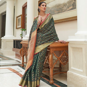 green-woven-patola-banarasi-silk-saree-144252