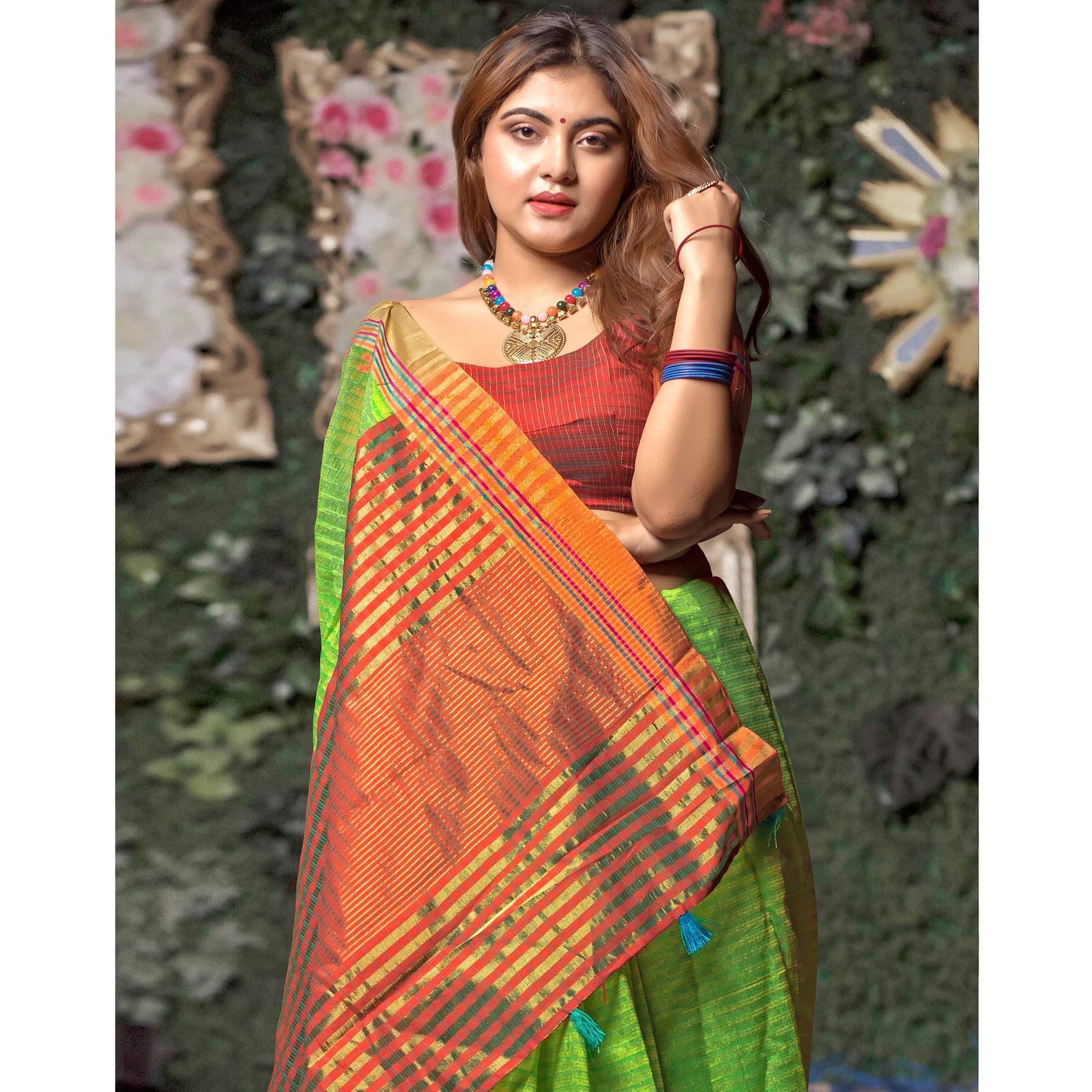 green-festive-wear-woven-kesar-cotton-saree-112144