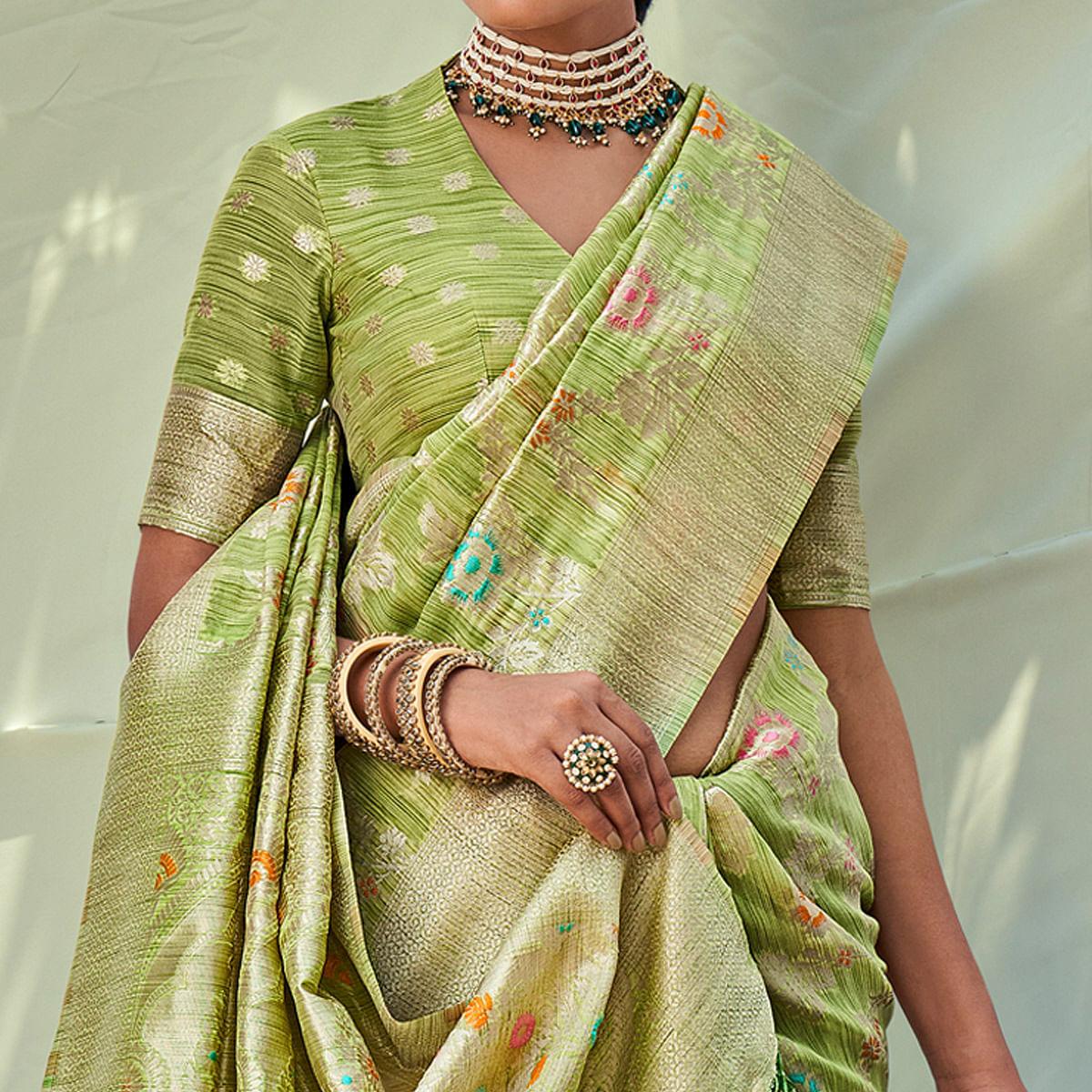 green-woven-pure-silk-saree-with-tassels-144179