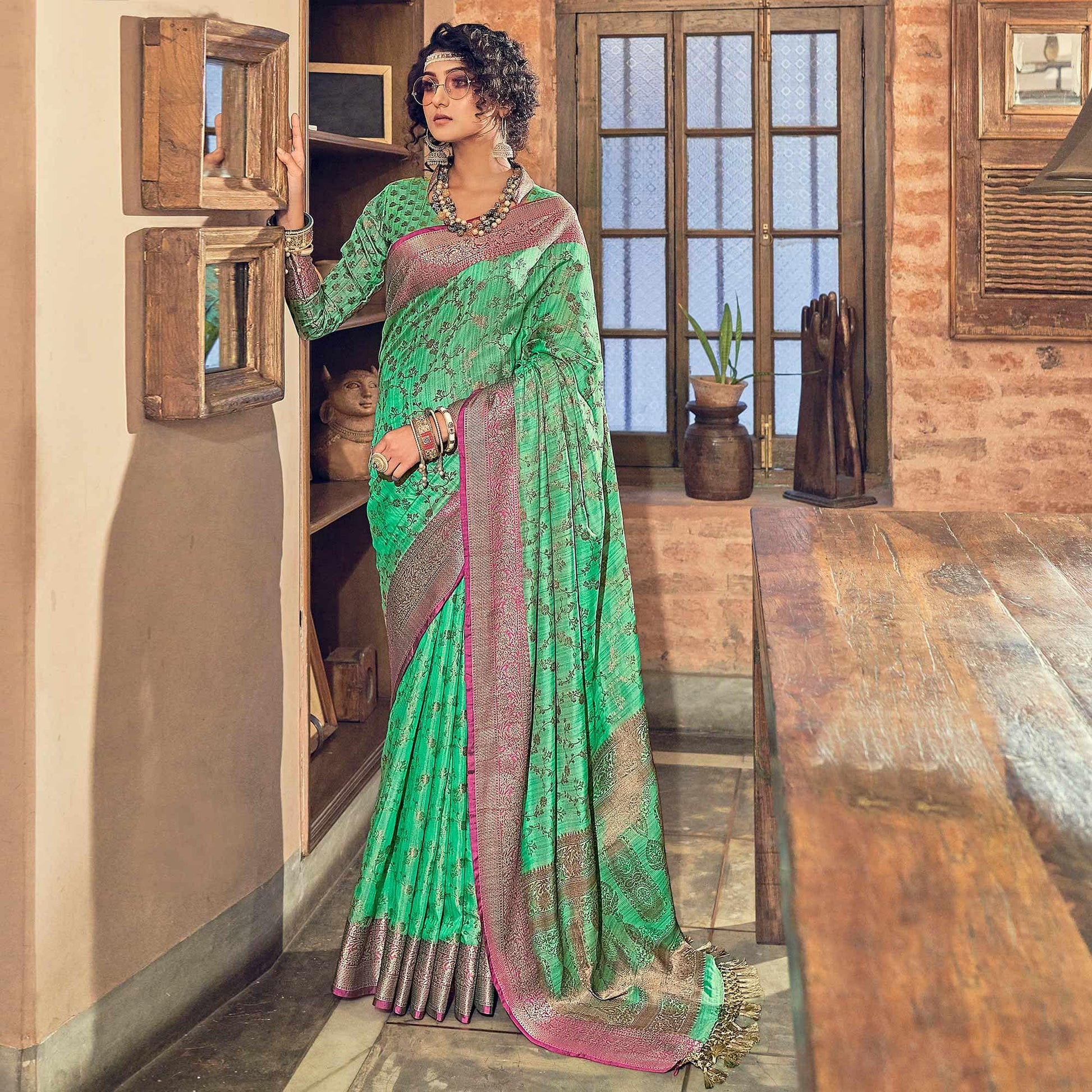 green-woven-pure-silk-saree-with-tassels-144079