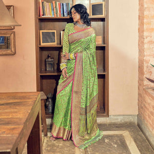 green-woven-pure-silk-saree-with-tassels-144083