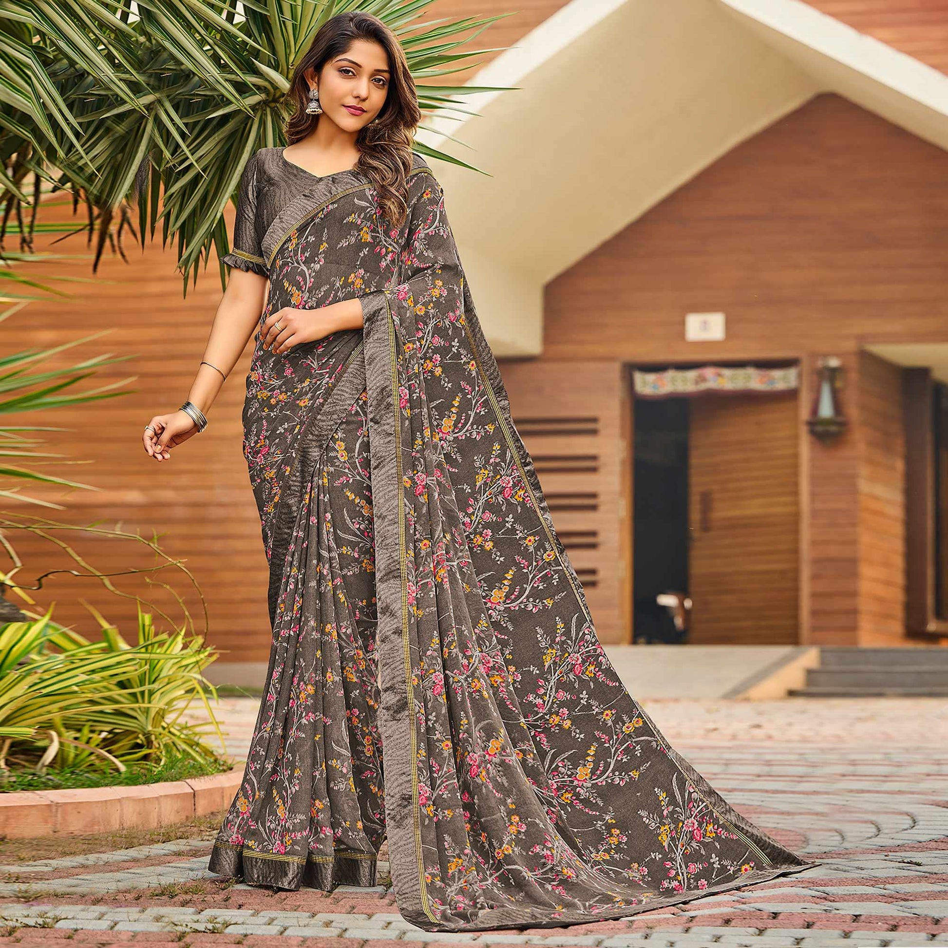 grey-casual-floral-printed-georgette-saree-139875