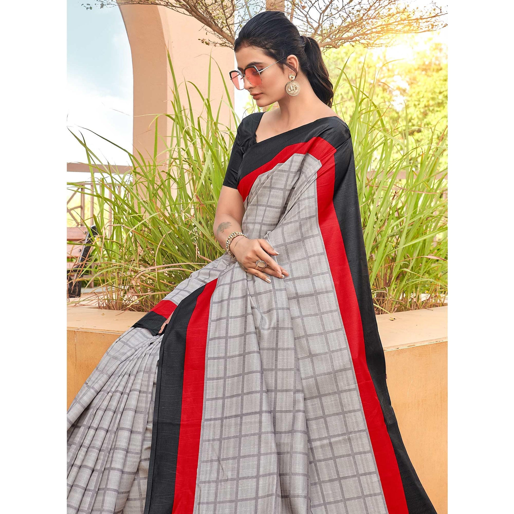 grey-casual-wear-checks-printed-bhagalpuri-silk-saree-138325