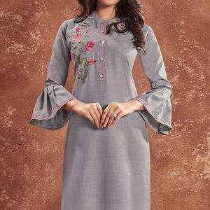 grey-casual-wear-embroidered-cotton-kurti-140282