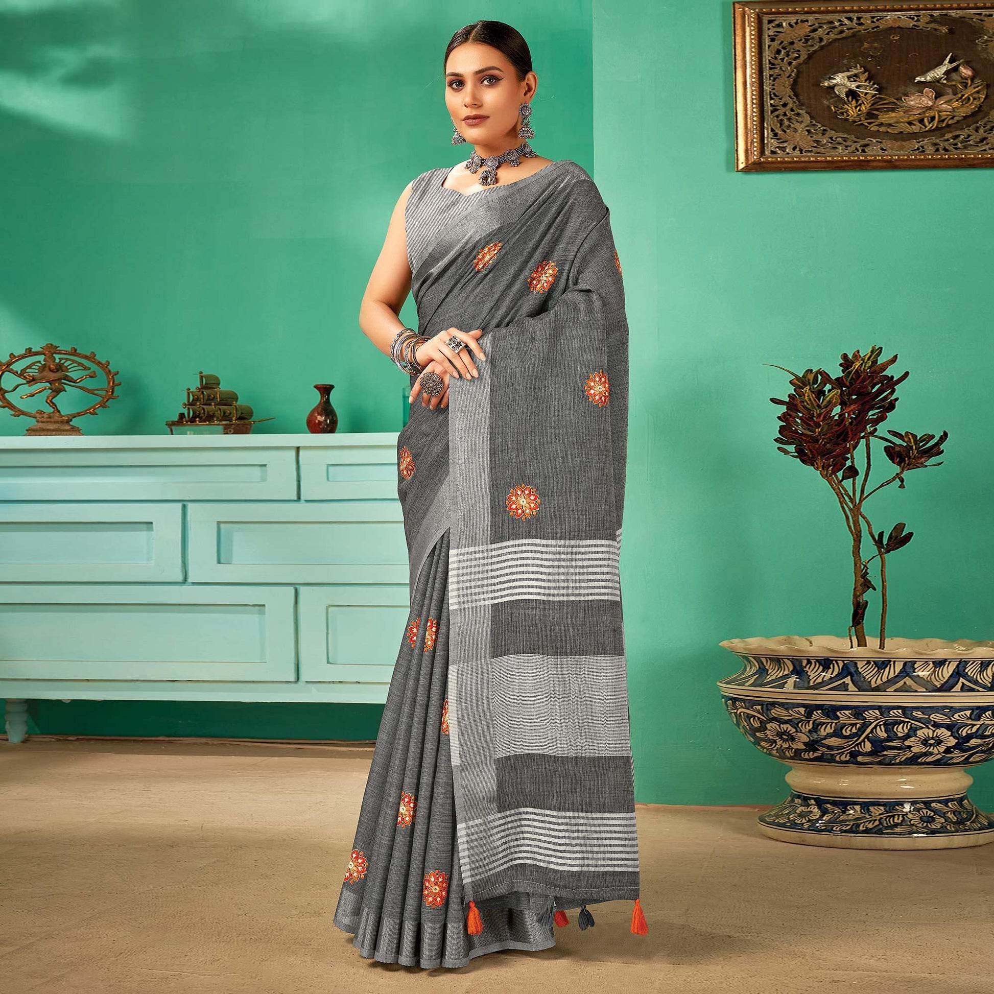 grey-casual-wear-embroidered-linen-saree-134683