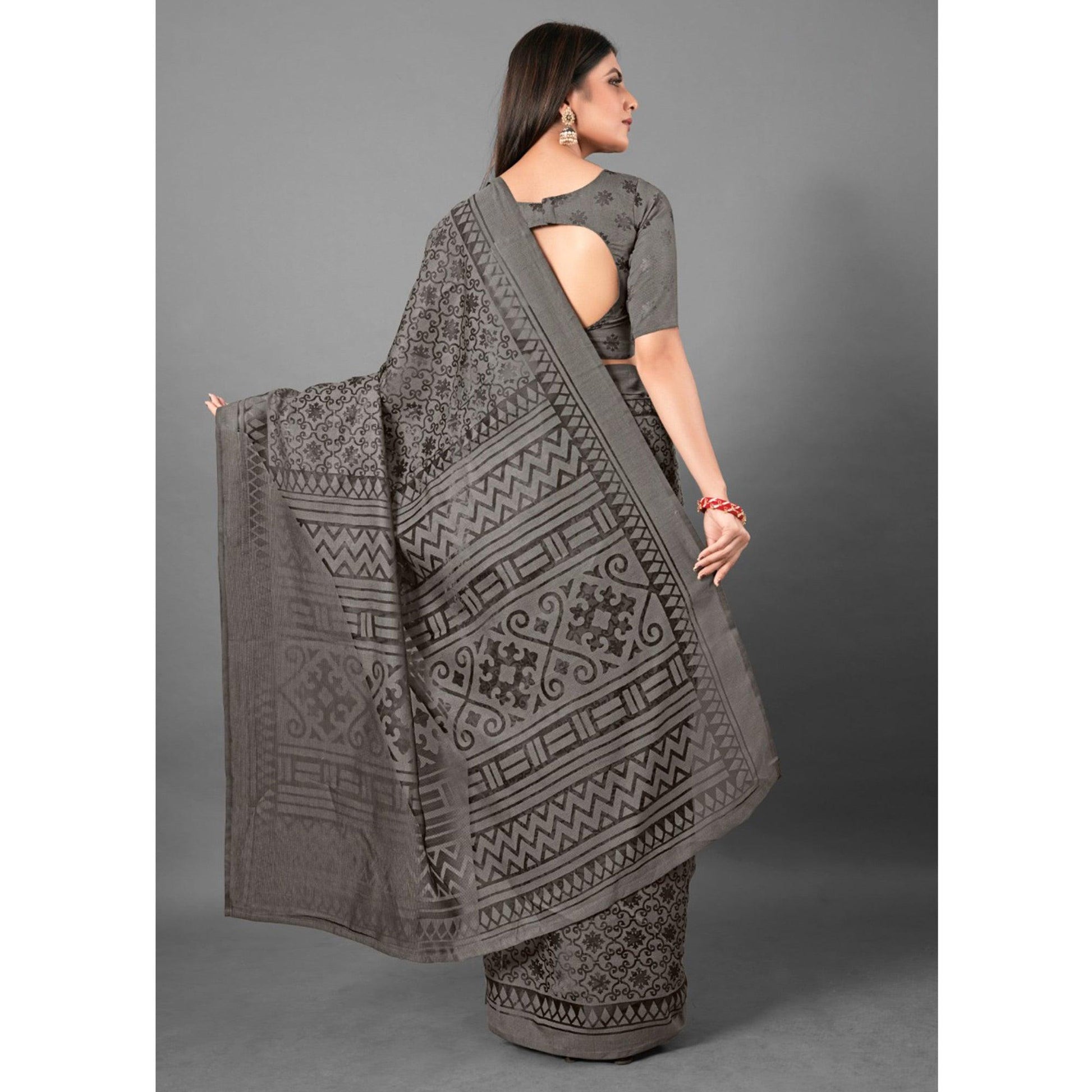 grey-casual-wear-floral-brasso-saree-111433