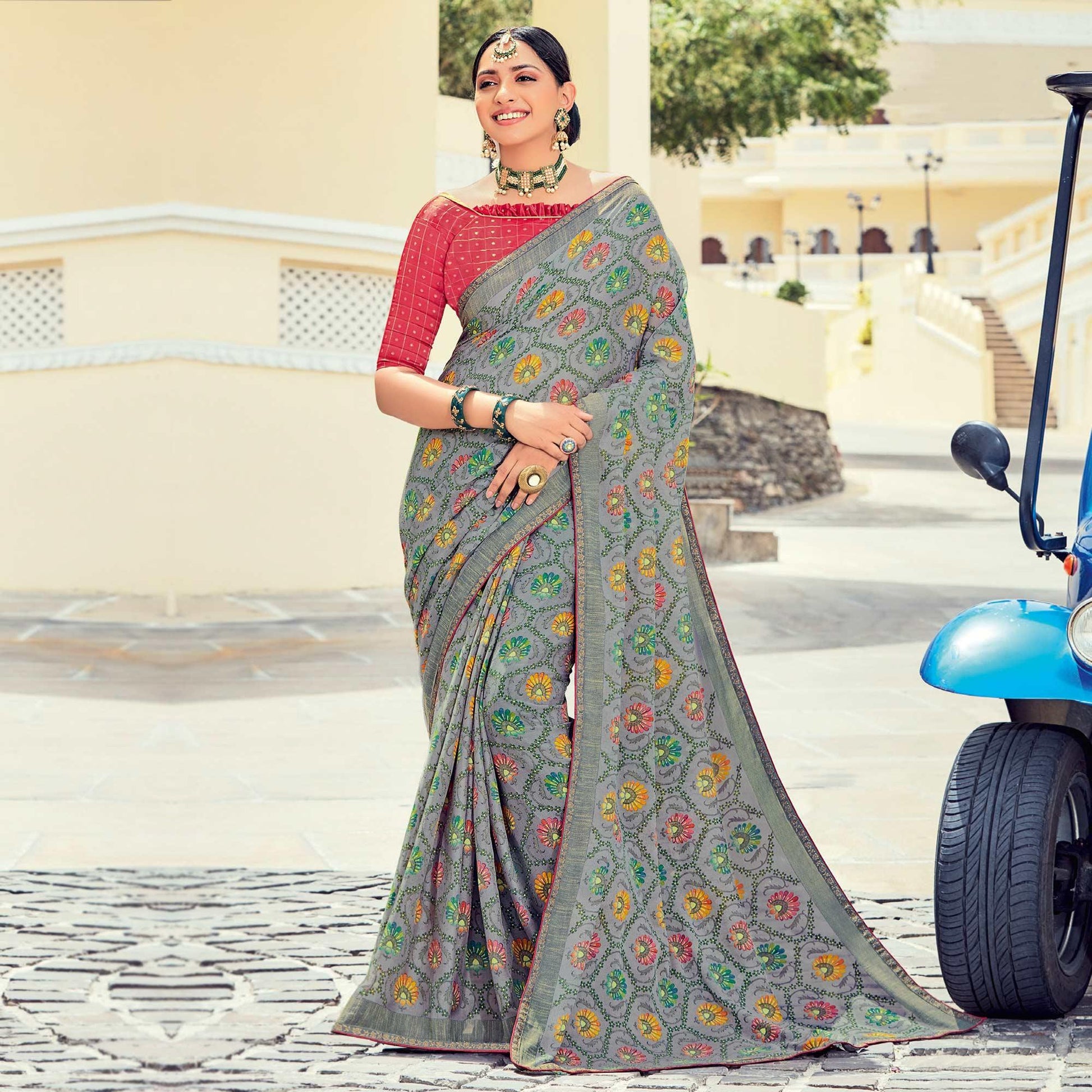 grey-casual-wear-floral-printed-brasso-saree-119118