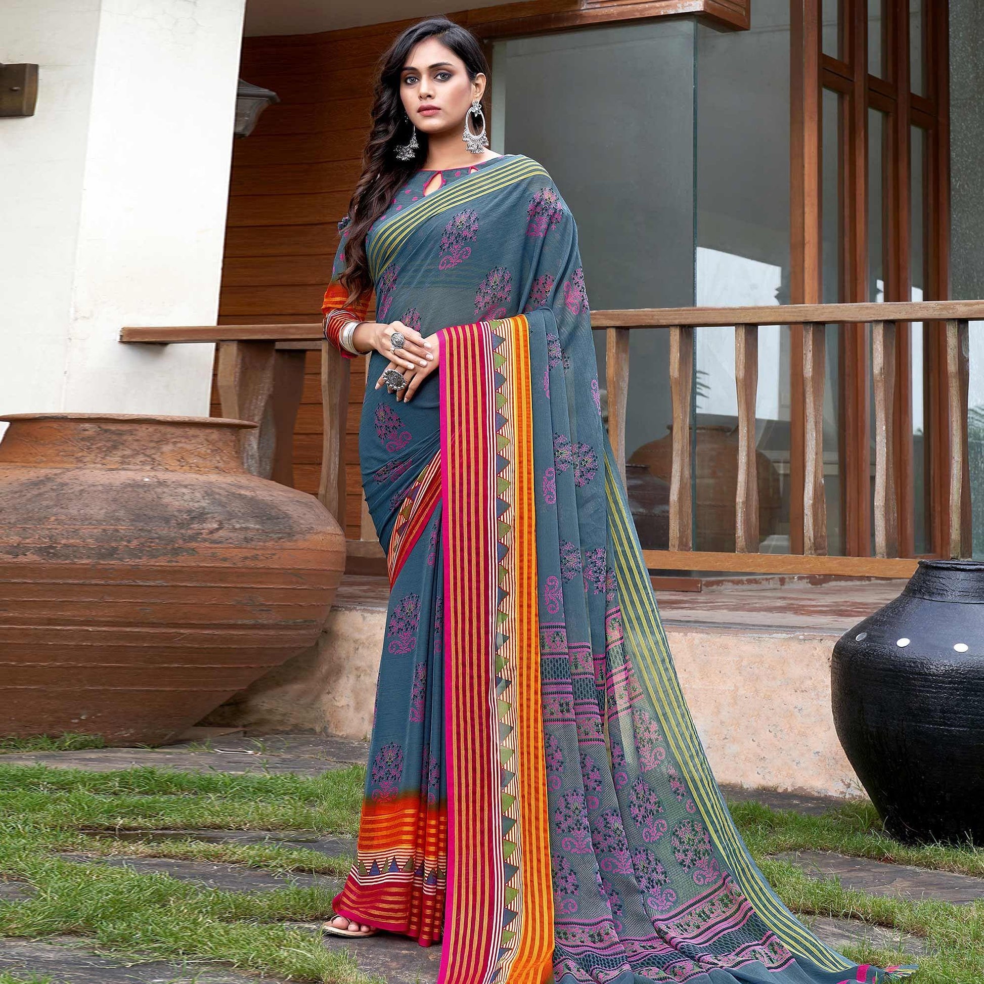 grey-casual-wear-printed-chiffon-saree-130171