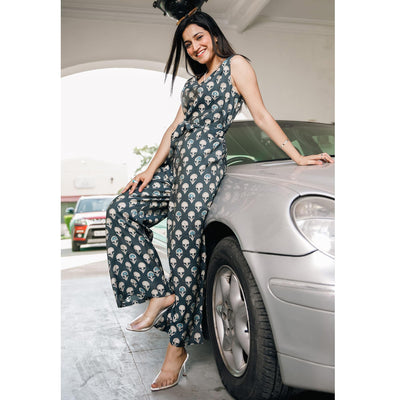 grey-casual-wear-printed-cotton-jumpsuit