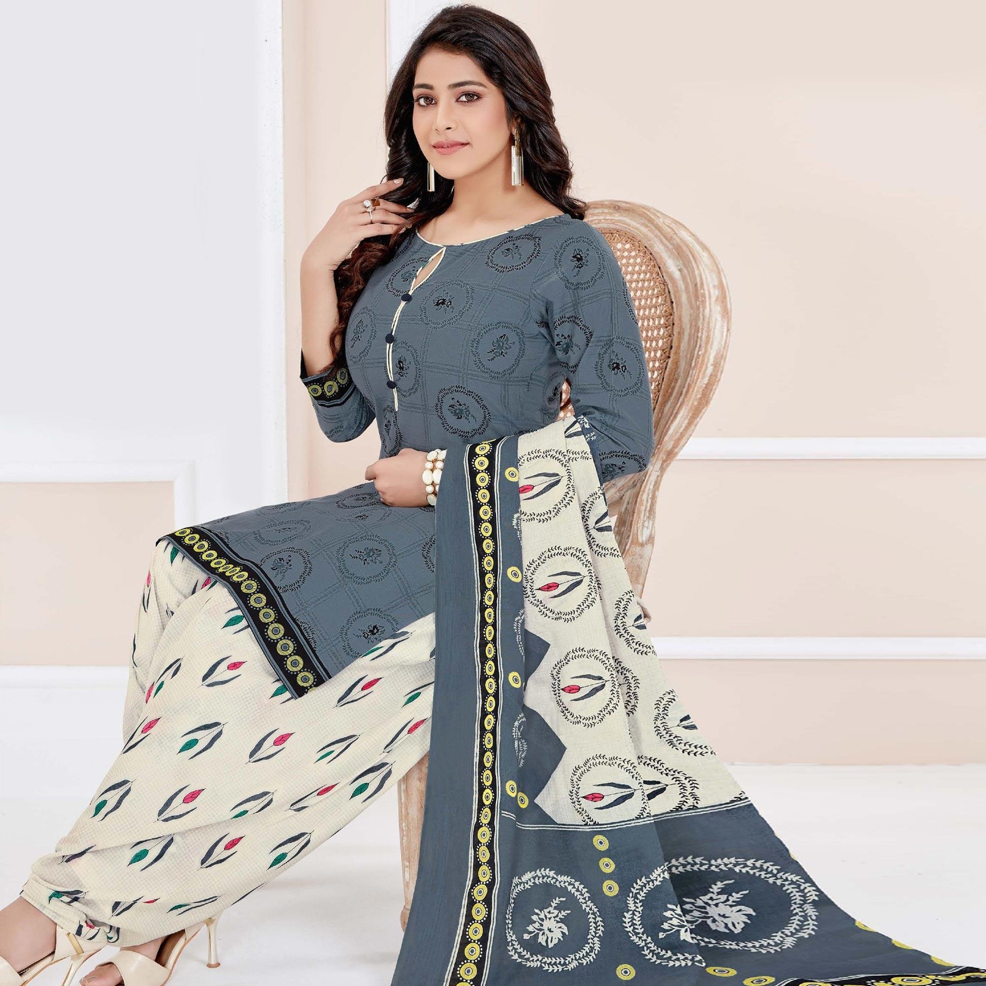 grey-casual-wear-printed-cotton-patiala-dress-material-138691