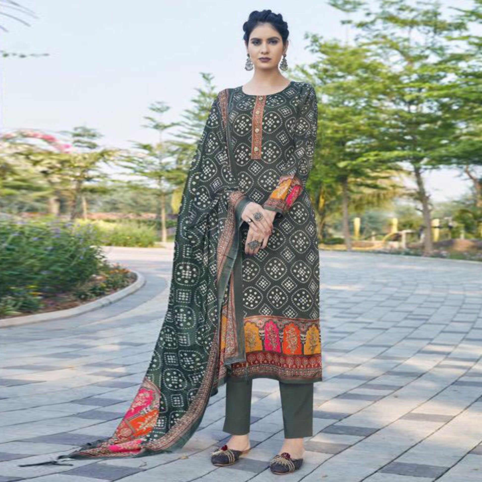 grey-casual-wear-printed-jam-satin-suit-129814