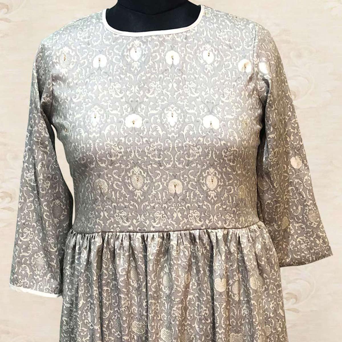 blooming-grey-colored-casual-hand-embellished-printed-cotton-kurti