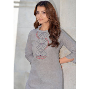 grey-embroidered-cotton-blend-kurti-pant-set