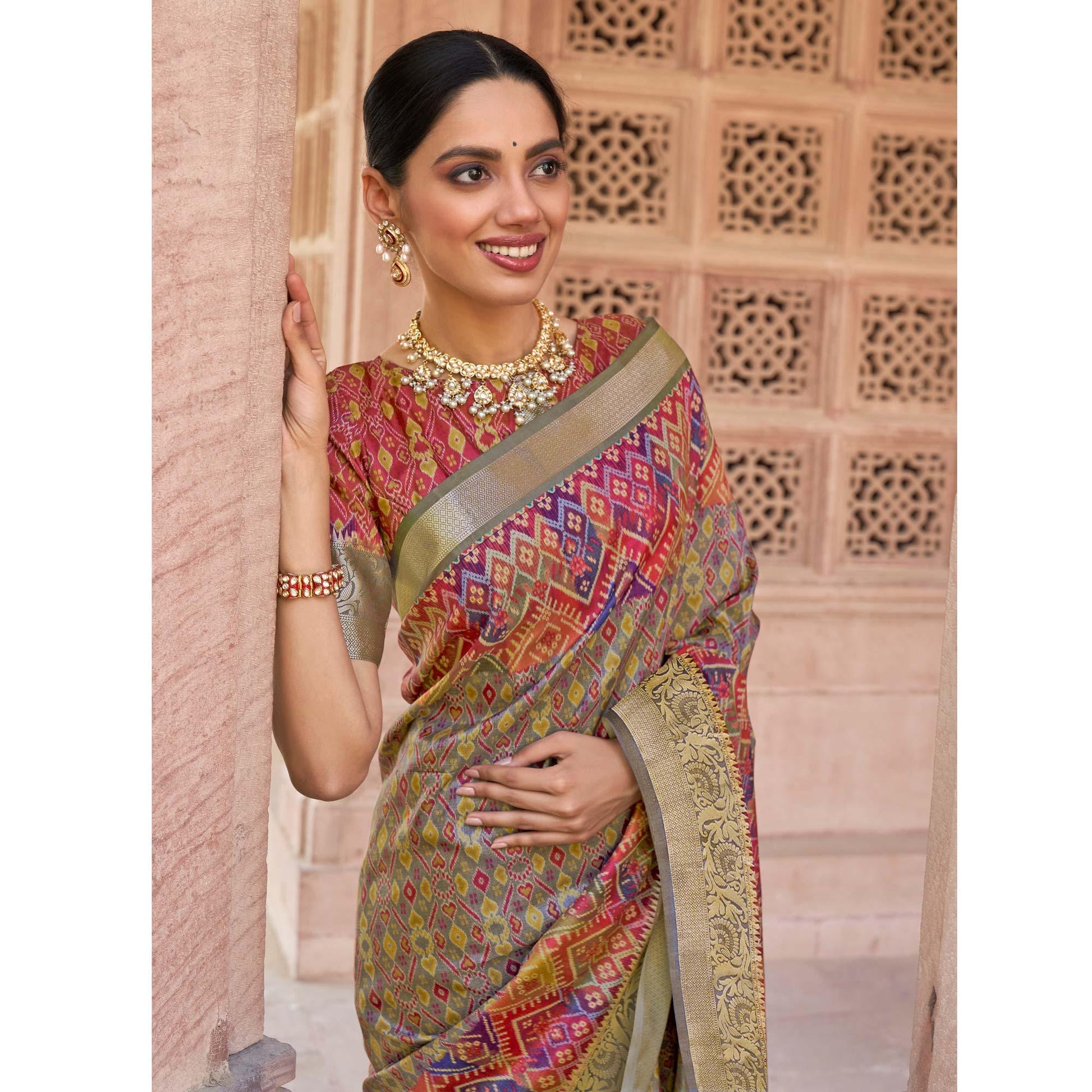 grey-festive-wear-digital-printed-soft-silk-saree-with-viscose-zari-border-110764
