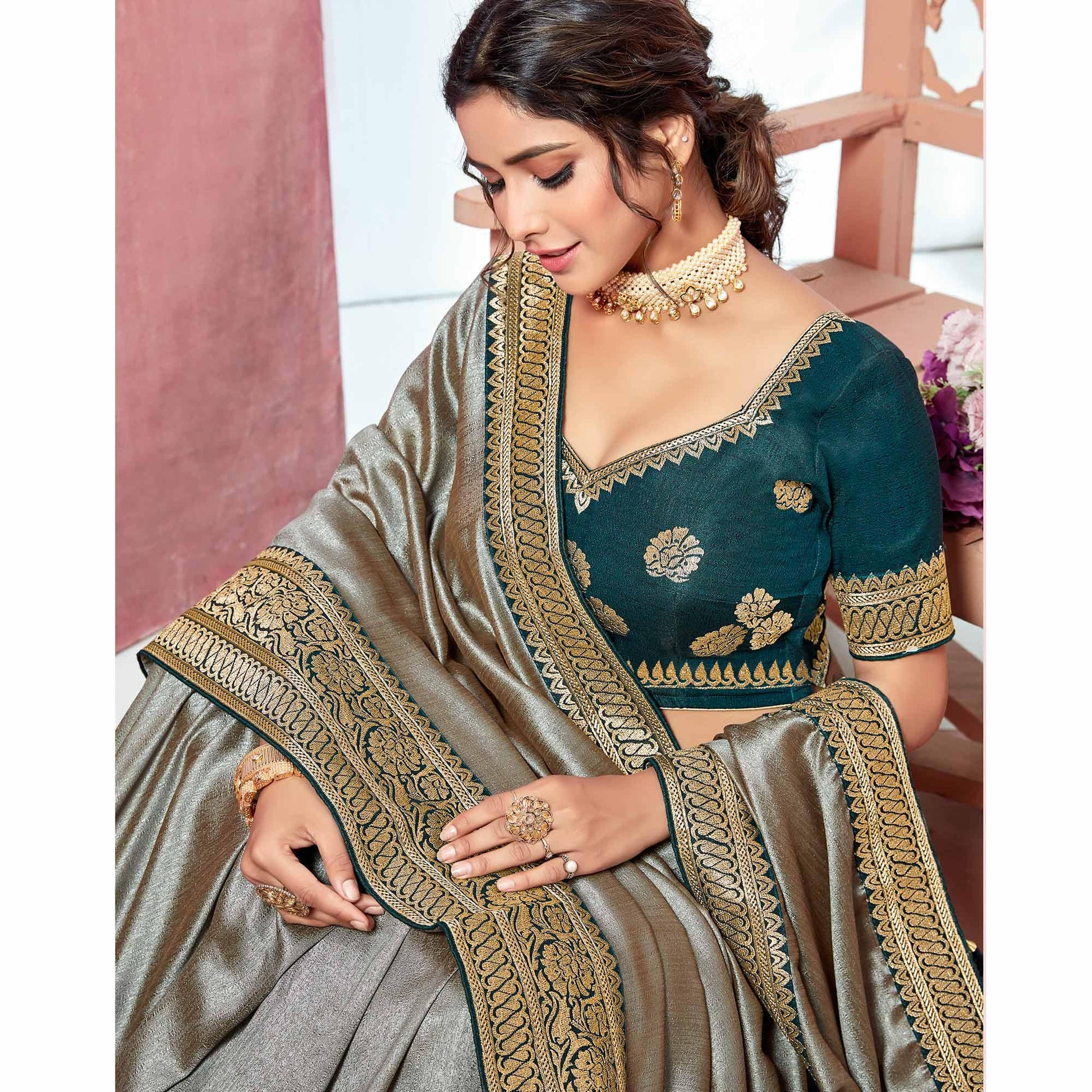 grey-festive-wear-vichitra-silk-saree-with-embroidered-border-117710