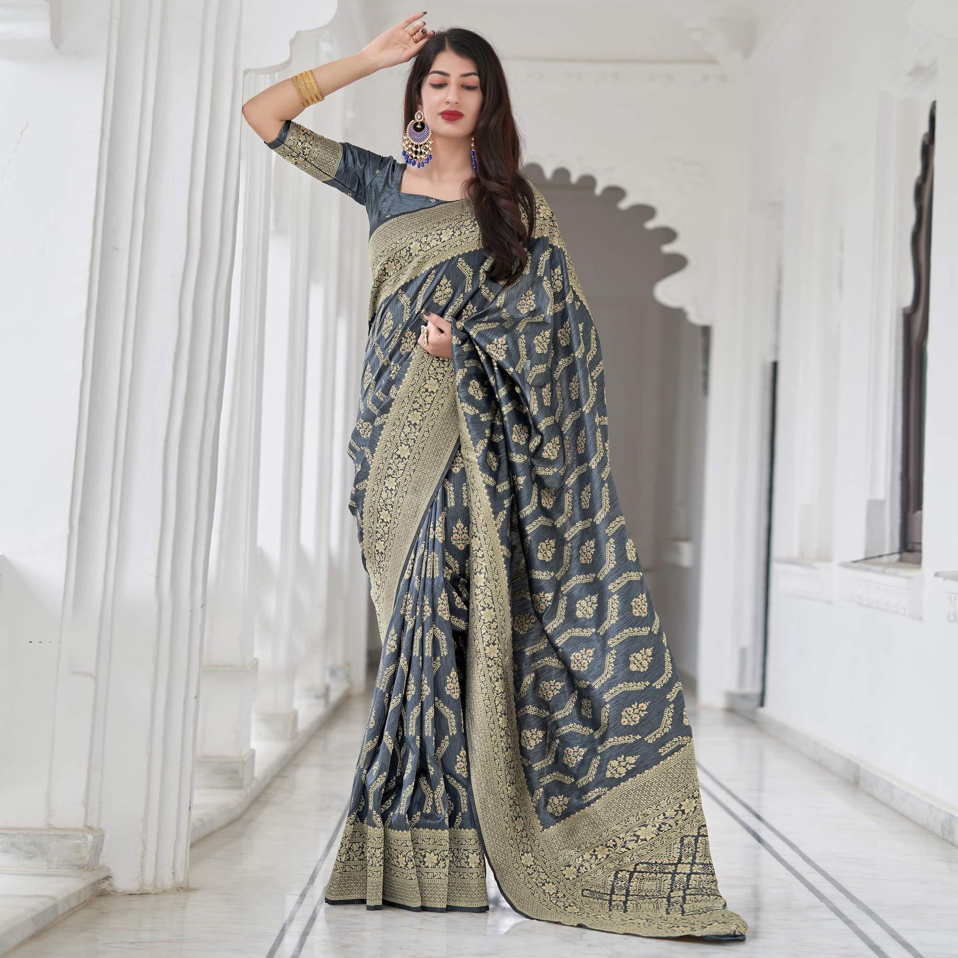 grey-festive-wear-woven-banarasi-art-silk-saree-129574
