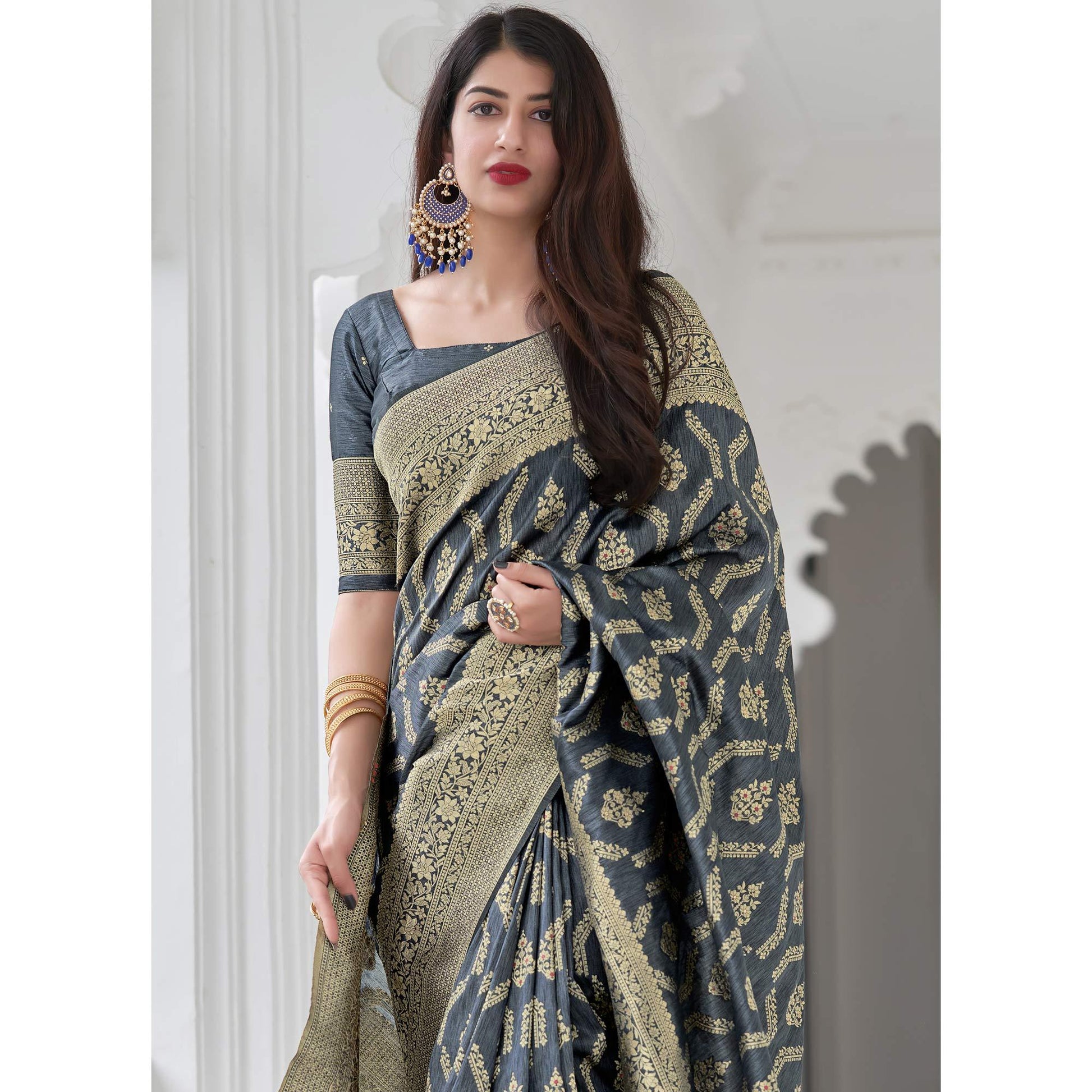 grey-festive-wear-woven-banarasi-art-silk-saree-129574