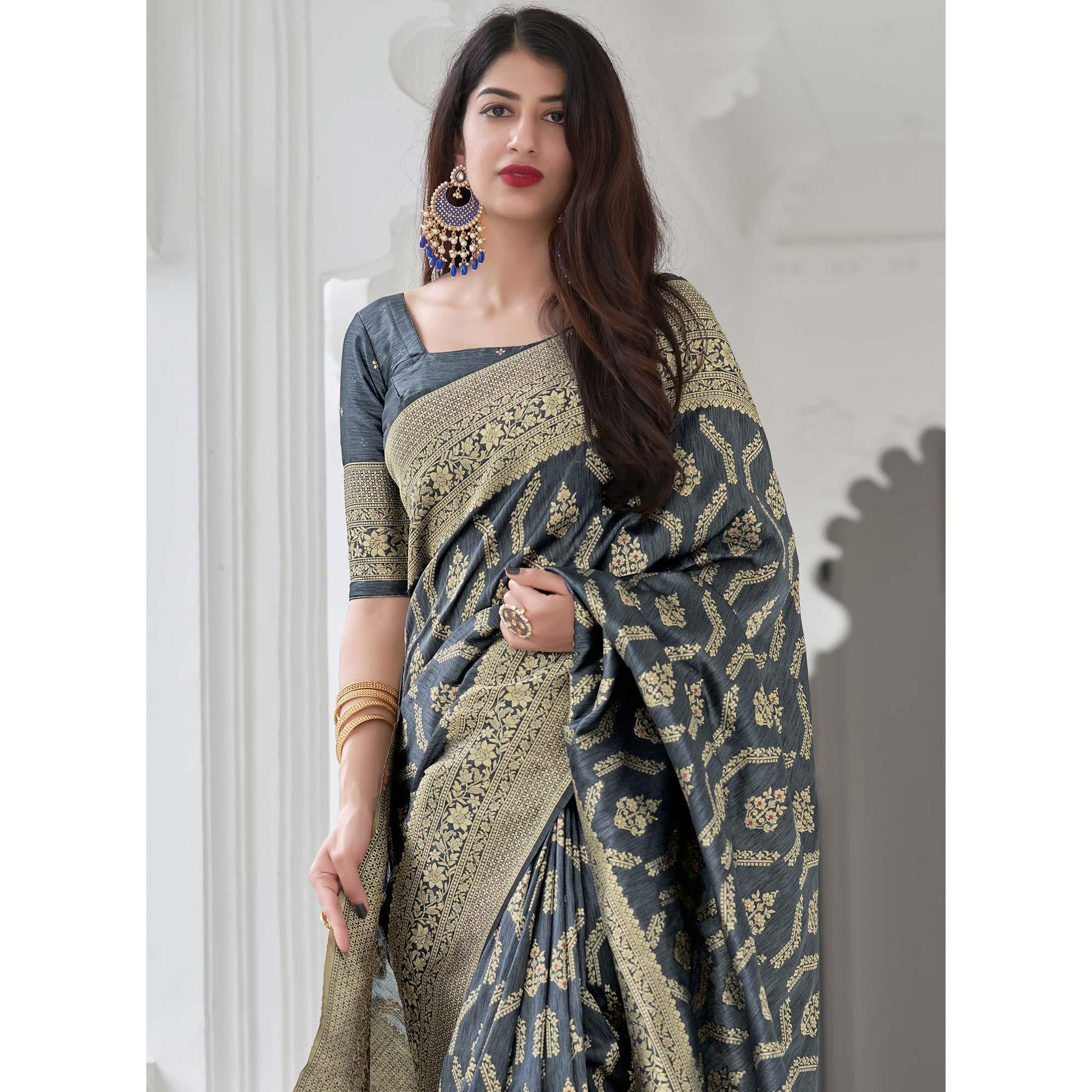 grey-festive-wear-woven-banarasi-art-silk-saree-127400