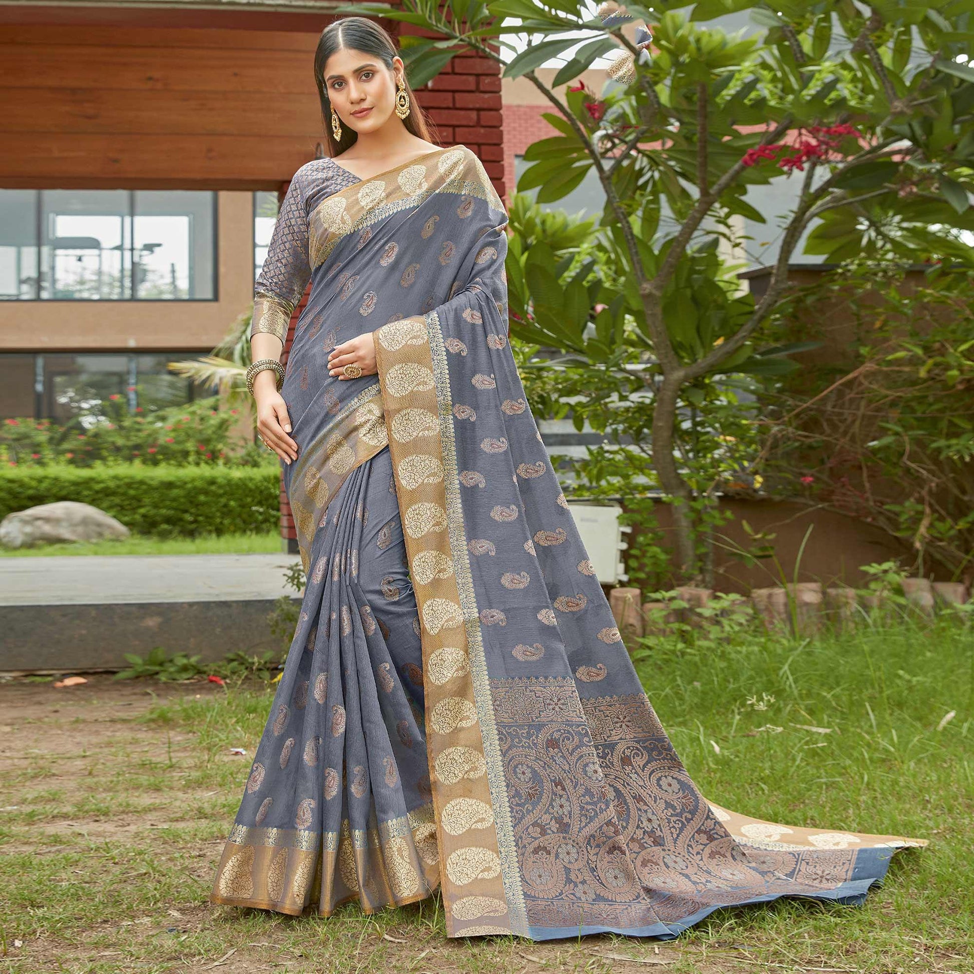 grey-festive-wear-woven-cotton-handloom-saree-118396