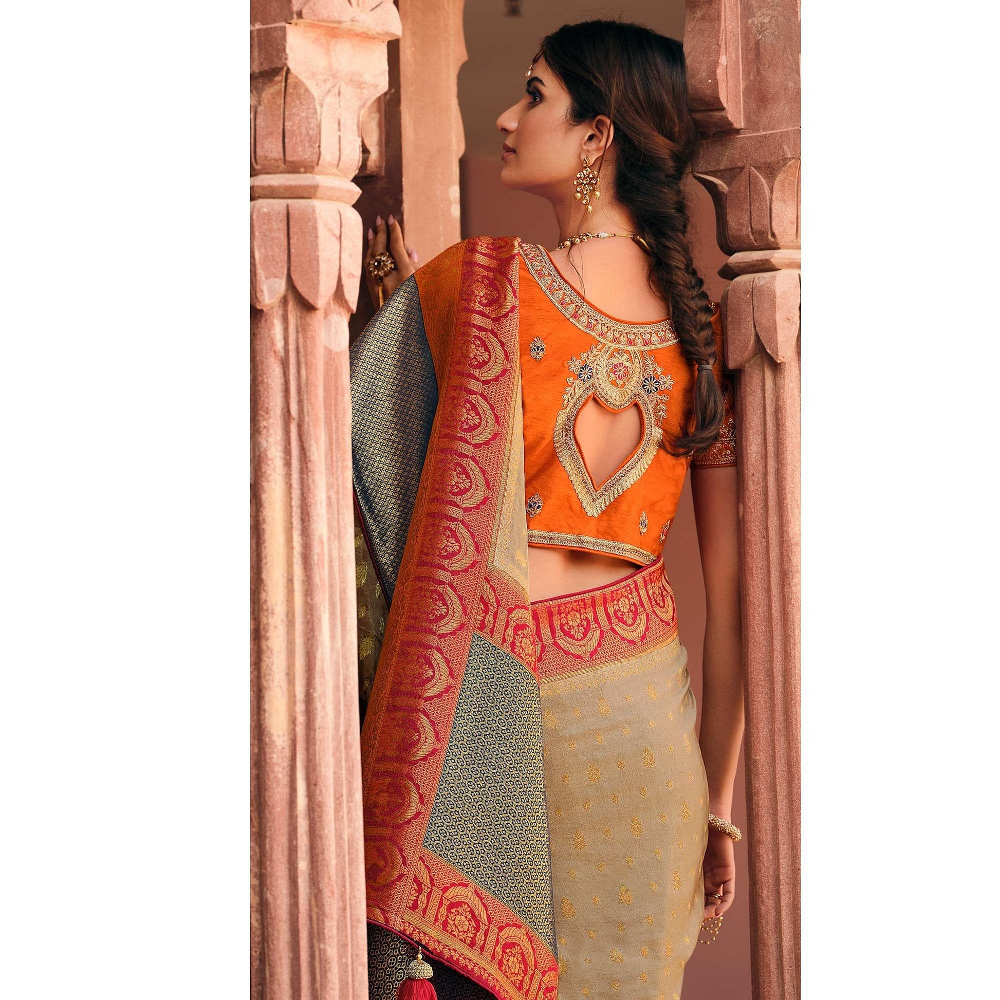 grey-festive-wear-woven-silk-saree-138268