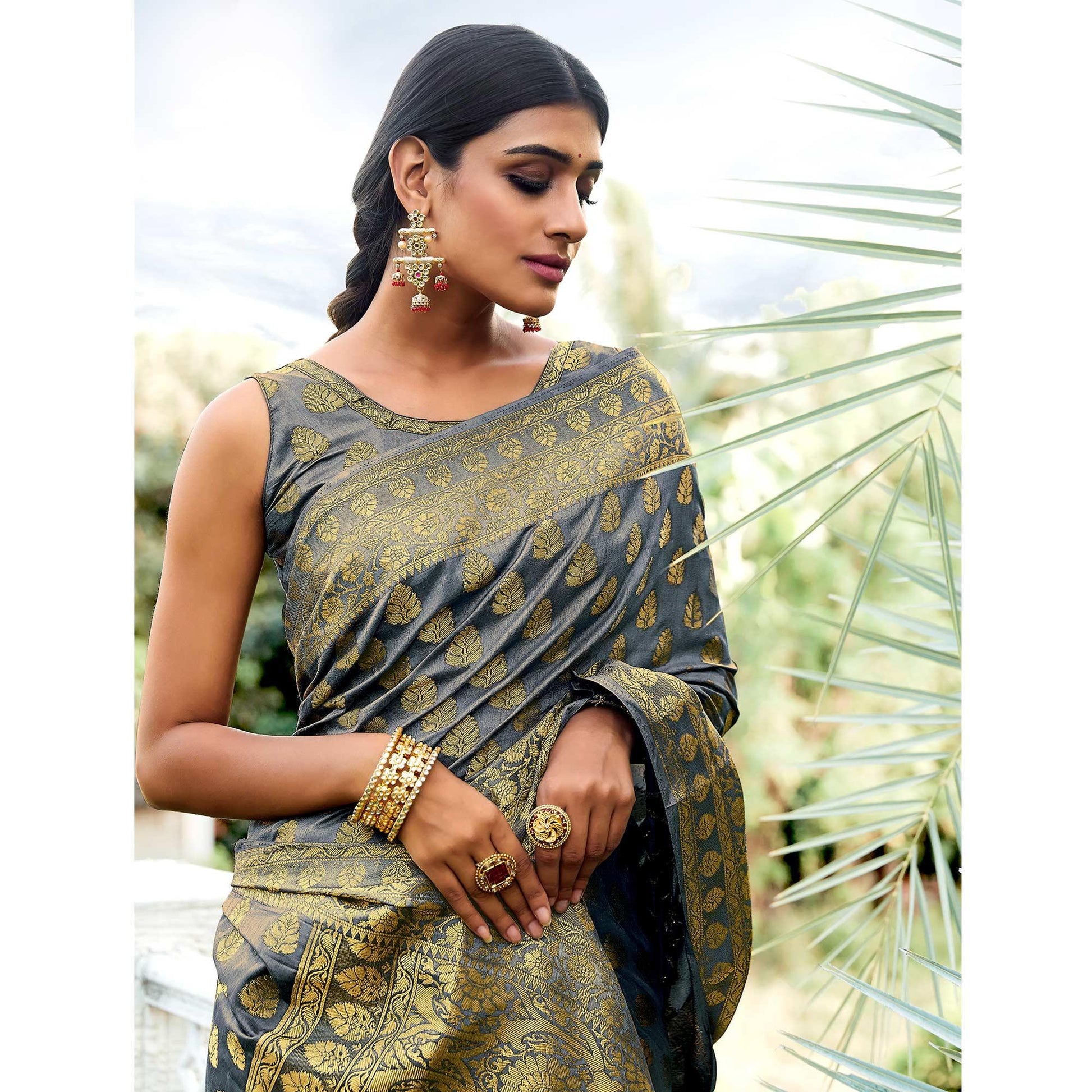 grey-festive-wear-woven-silk-saree-128400