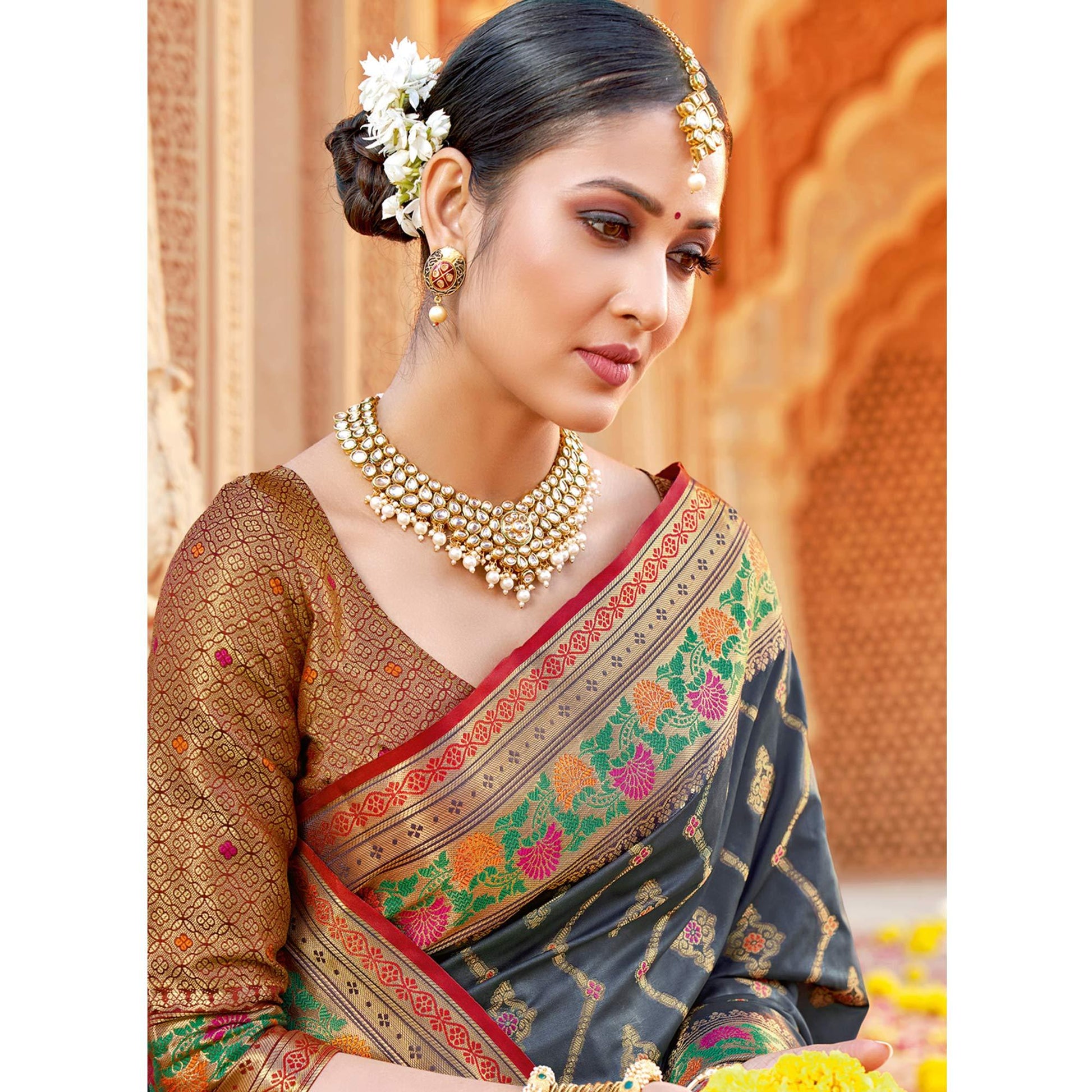 grey-festive-wear-woven-silk-saree-139526