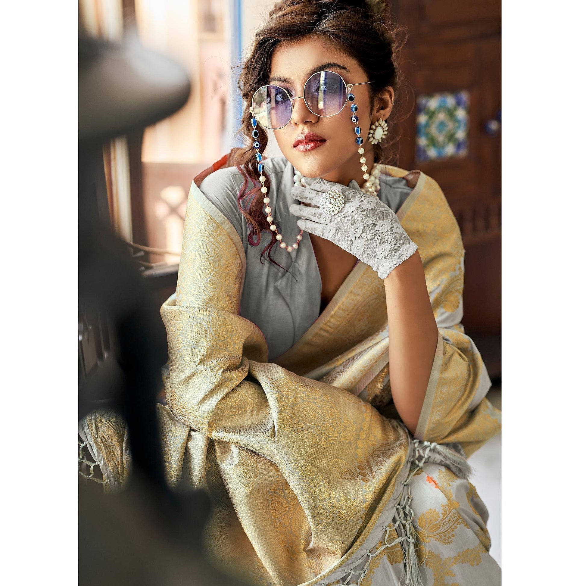 grey-festive-wear-woven-silk-saree-with-tassels-141172