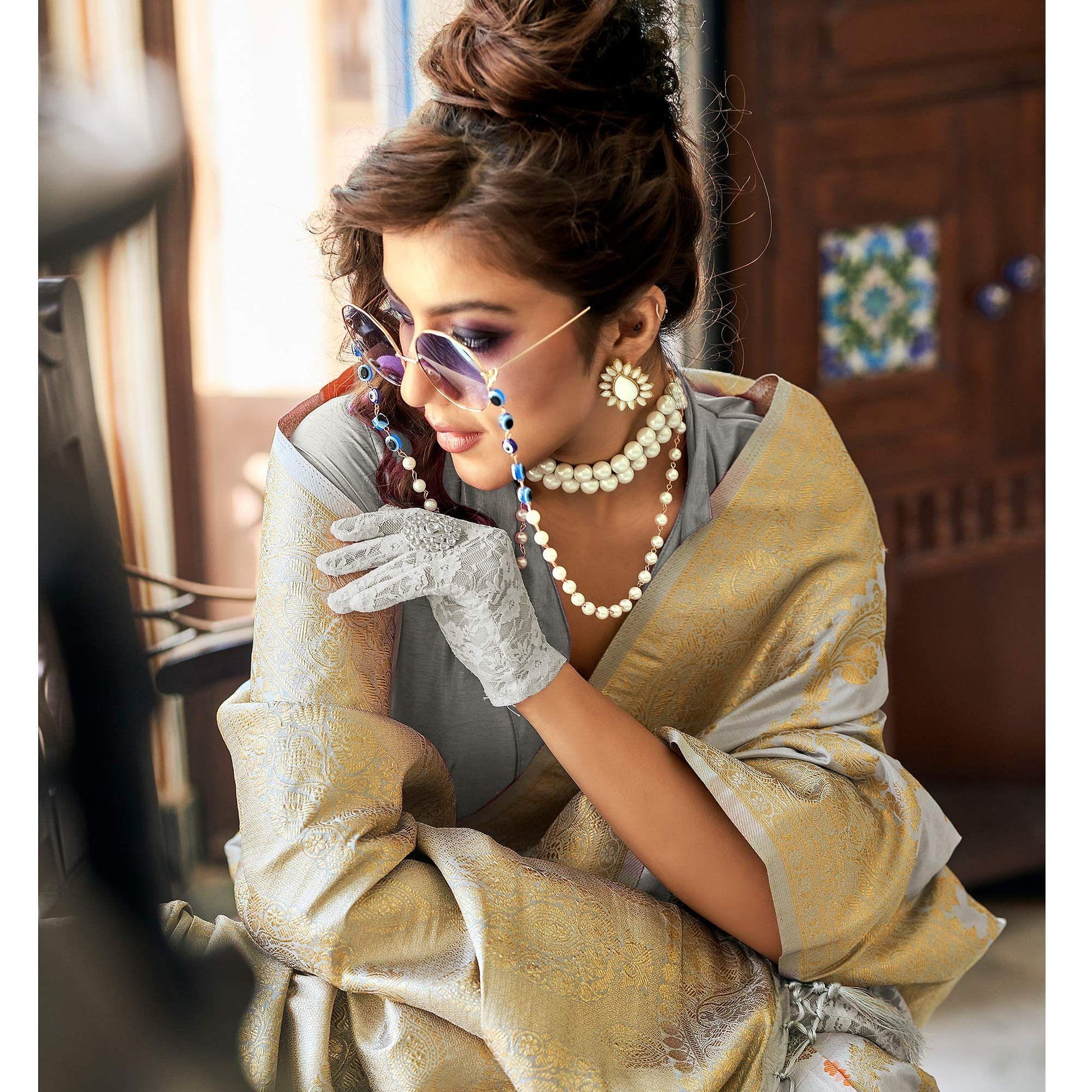 grey-festive-wear-woven-silk-saree-with-tassels-141172