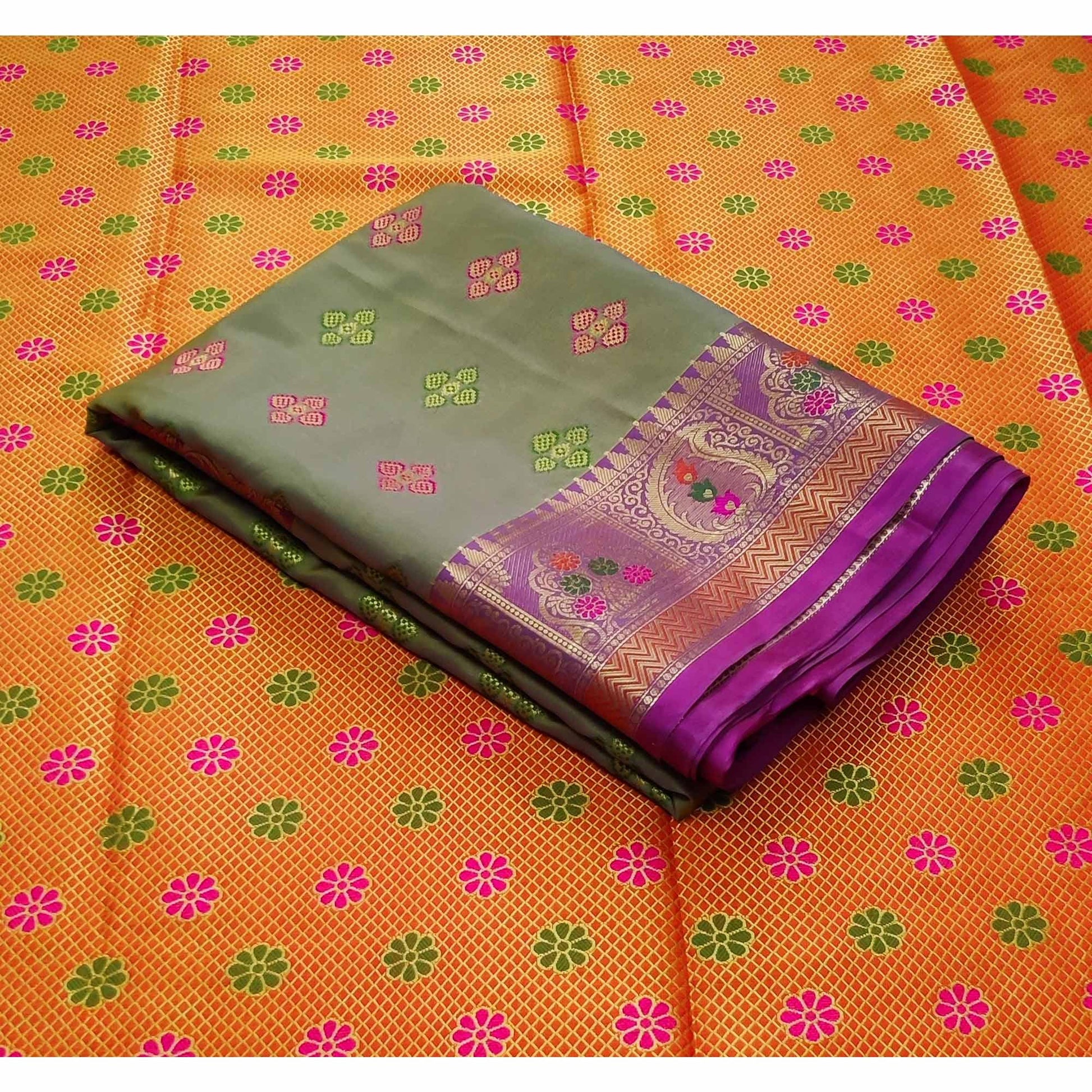 grey-festive-wear-woven-soft-banarasi-silk-saree-122583