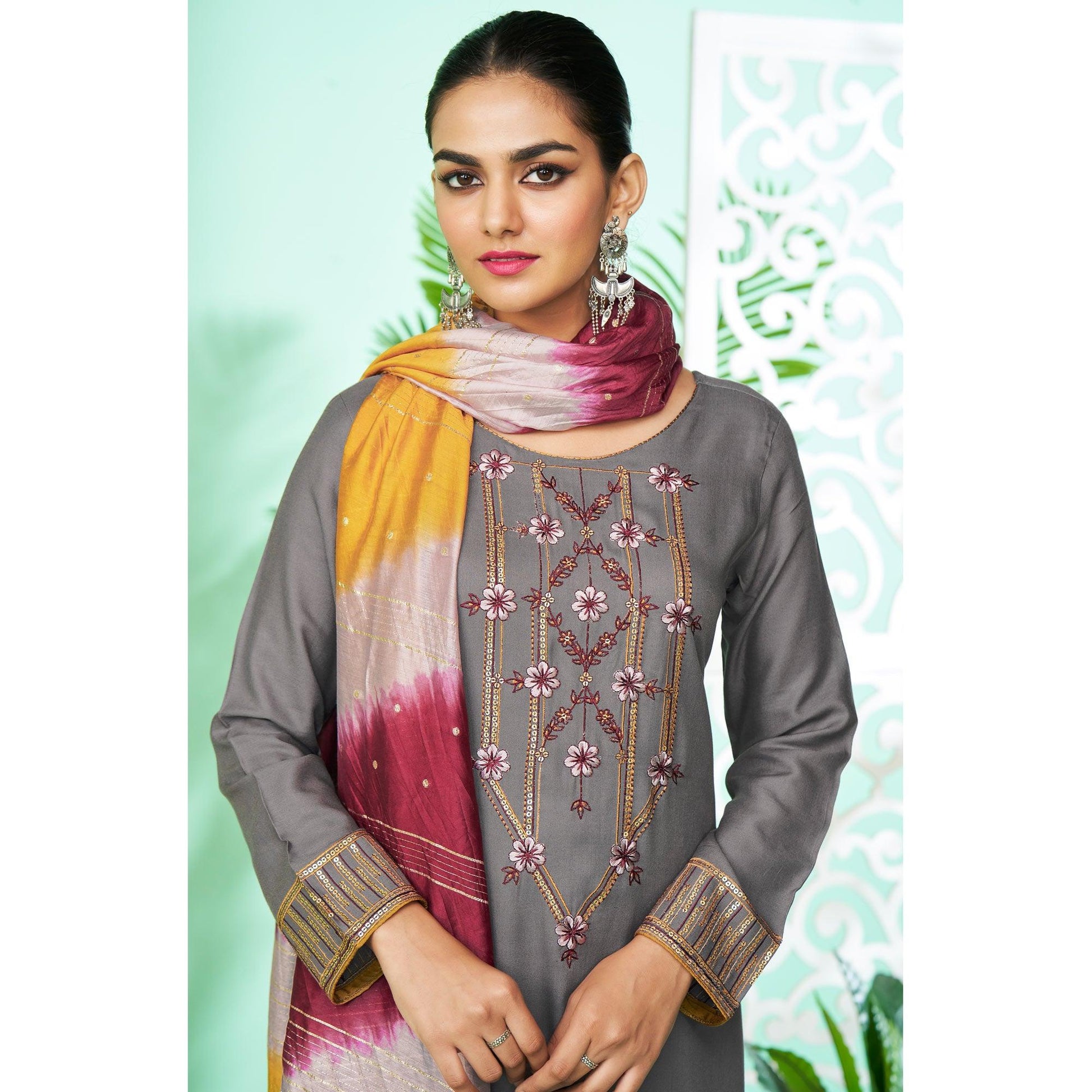 grey-floral-embroidered-rayon-kurti-pant-set-145321