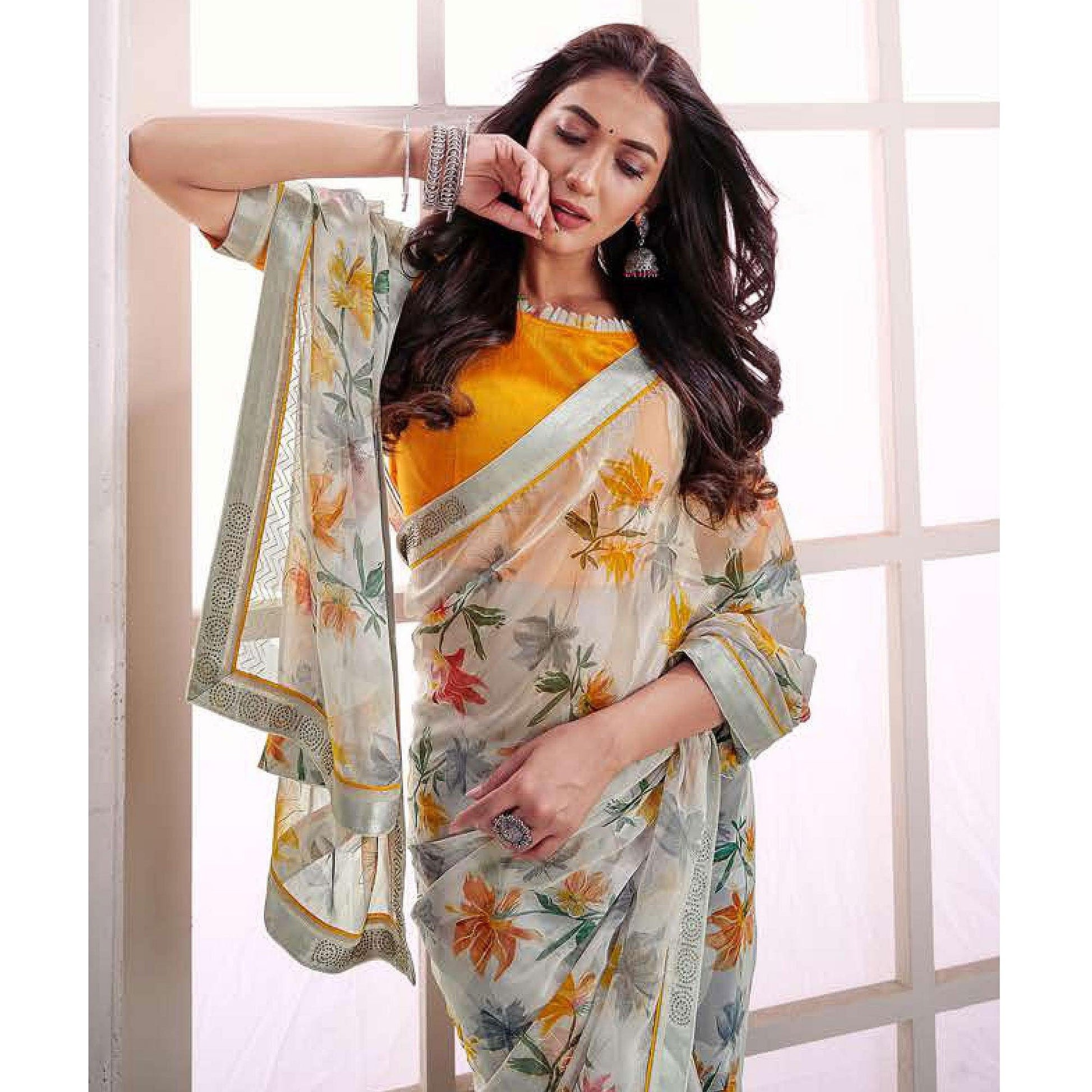 grey-floral-printed-brasso-saree-143722