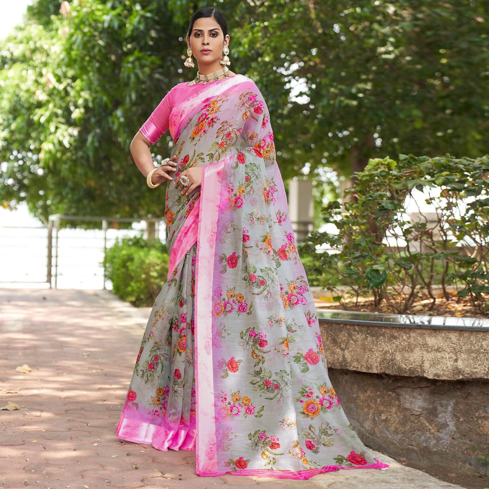 grey-floral-printed-linen-saree-145225