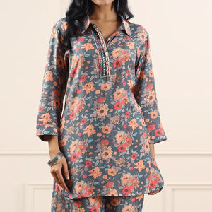 grey-floral-printed-muslin-kurti-pant-set