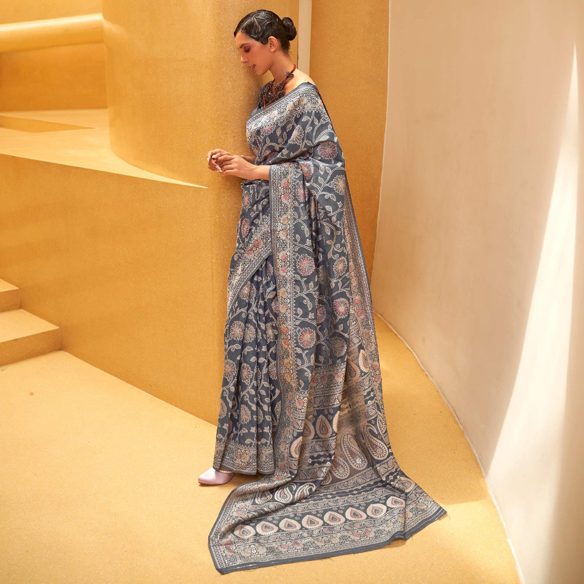 grey-floral-woven-art-silk-saree