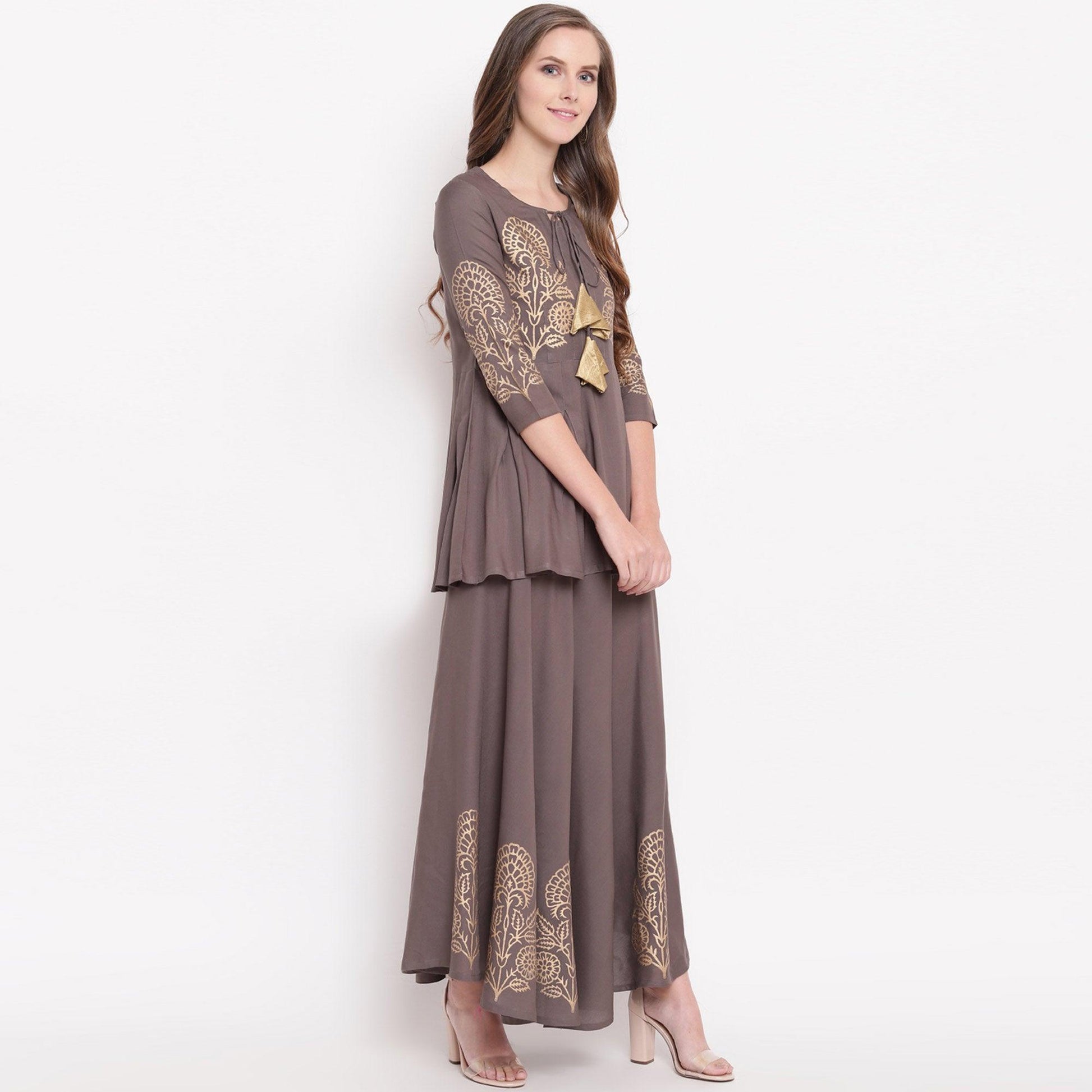 amazing-gray-colored-partywear-foil-printed-rayon-short-kurti-skirt-set