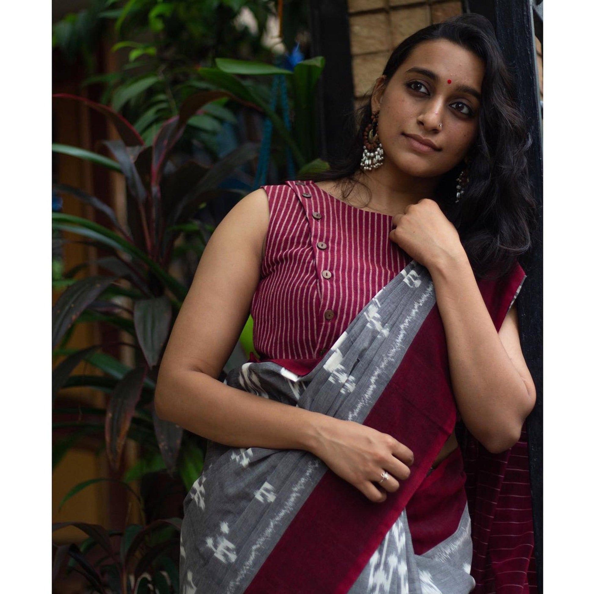 grey-ikkat-printed-linen-saree-145199